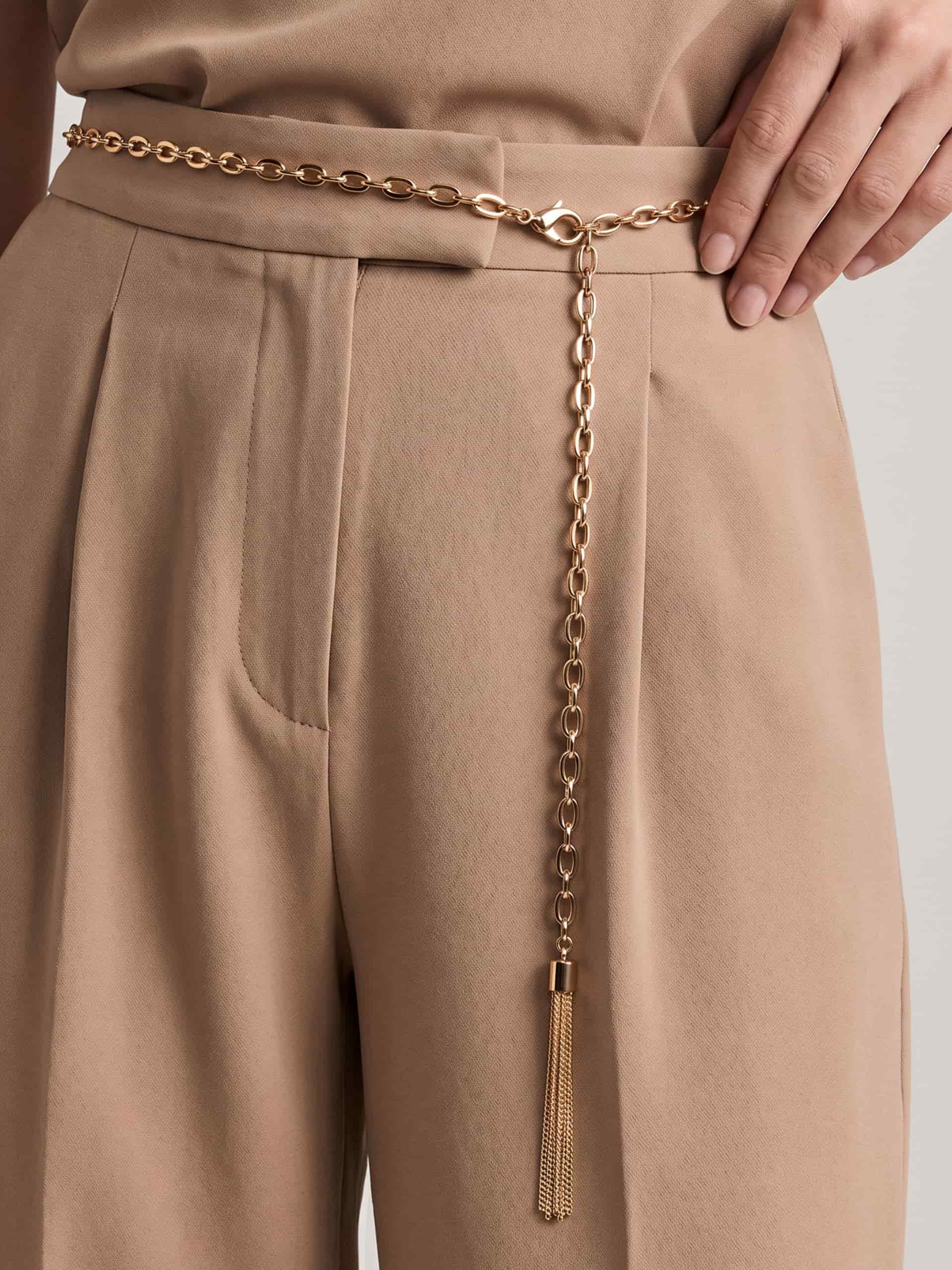 Simple Tassel Chain Belt in Gold Tone 2