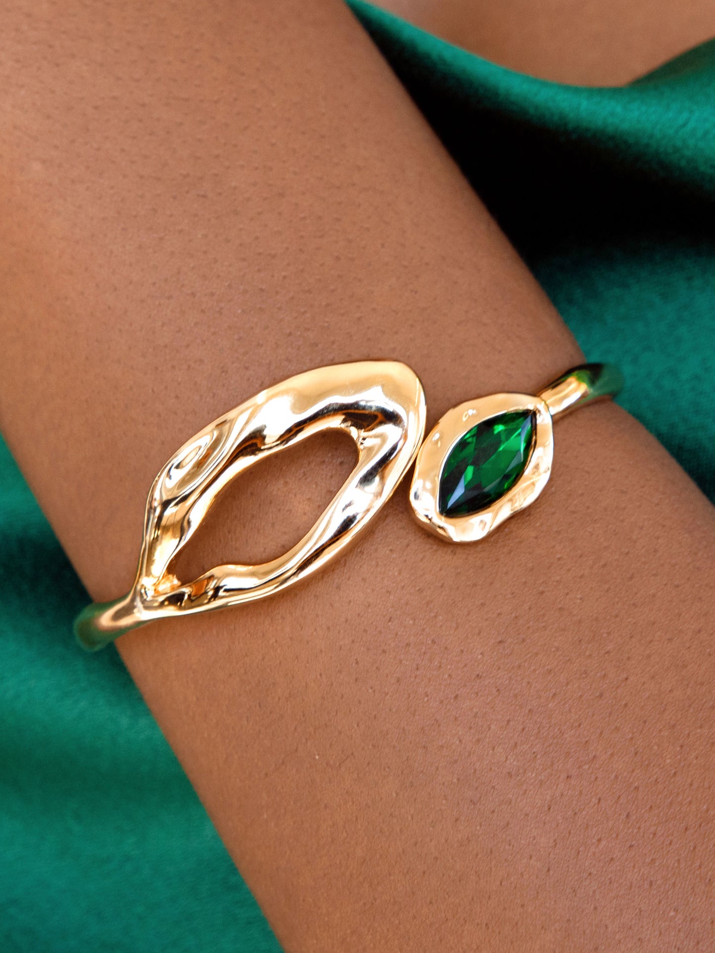 Molten Marquise Cuff Emerald Crystal with 18k Gold Plating on model 1