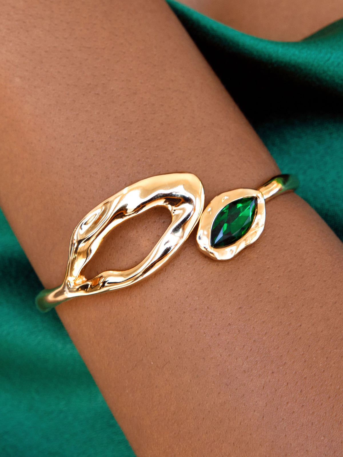Molten Marquise Cuff Emerald Crystal with 18k Gold Plating on model 1