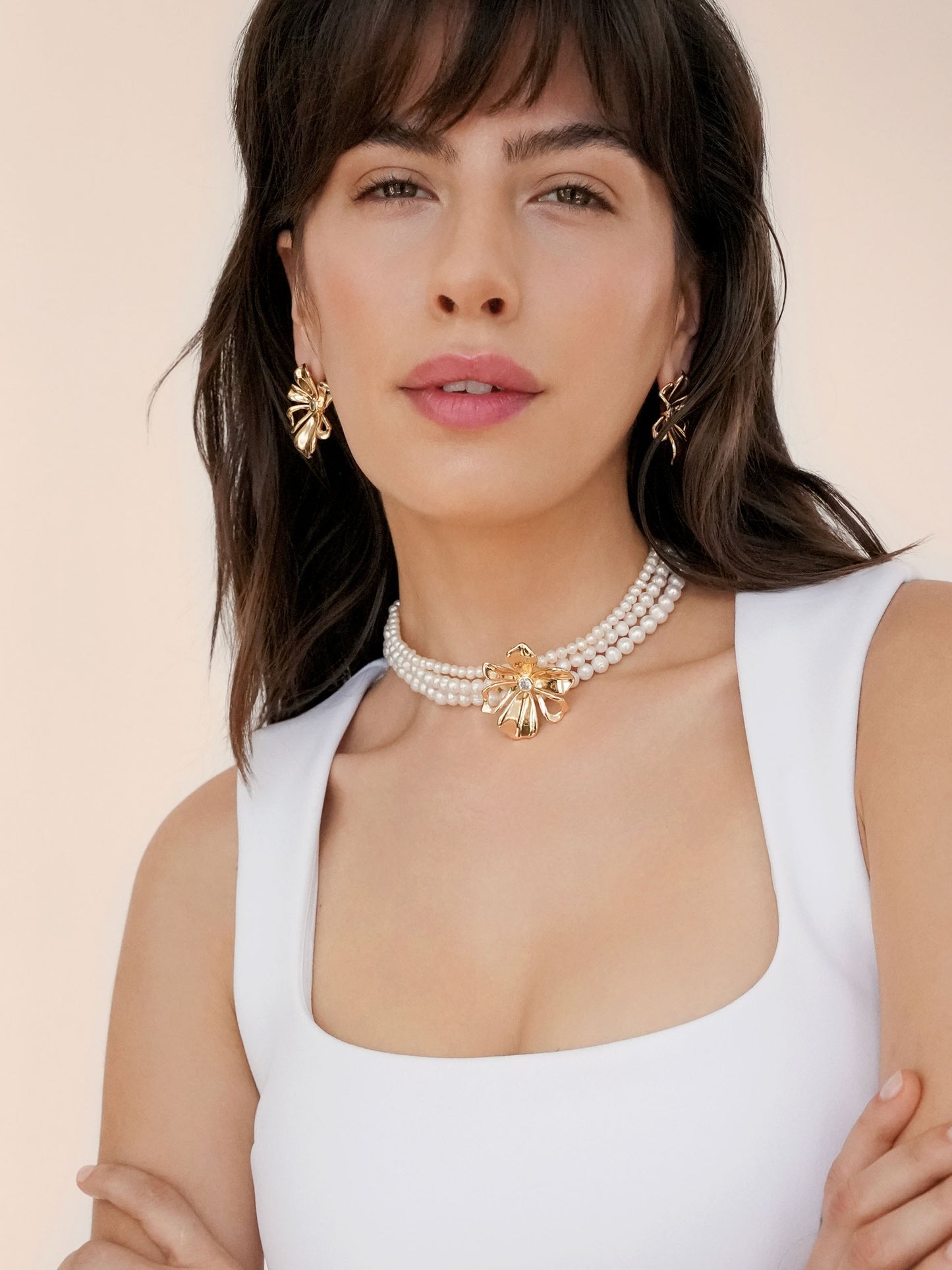 Pearl Petals Choker