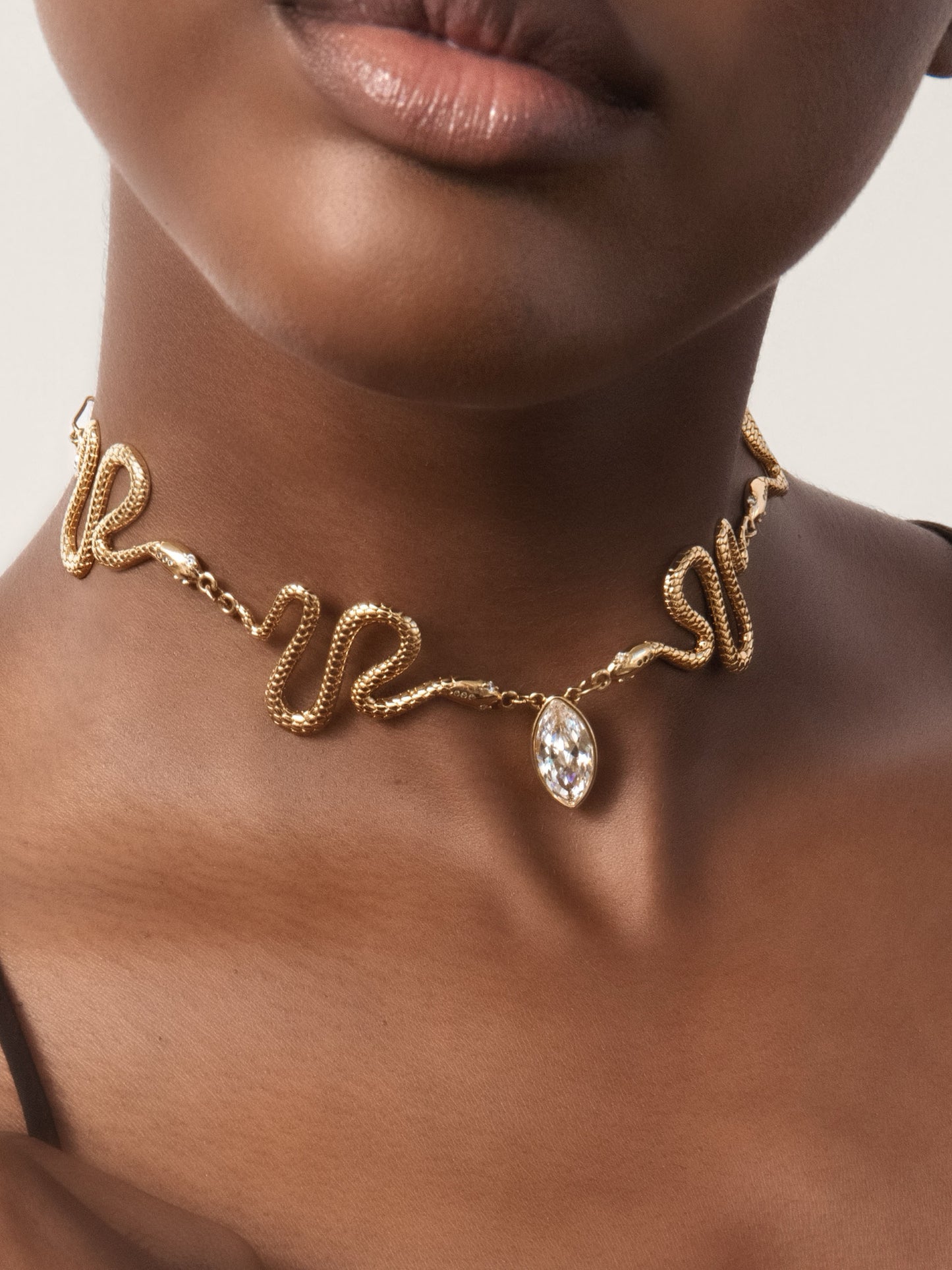 Serpentina Choker Clear Crystal with 18k Gold Plating model 4