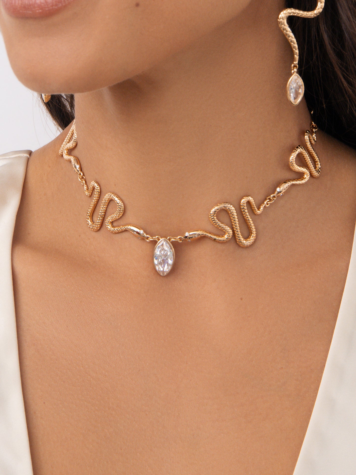 Serpentina Choker Clear Crystal with 18k Gold Plating model 6