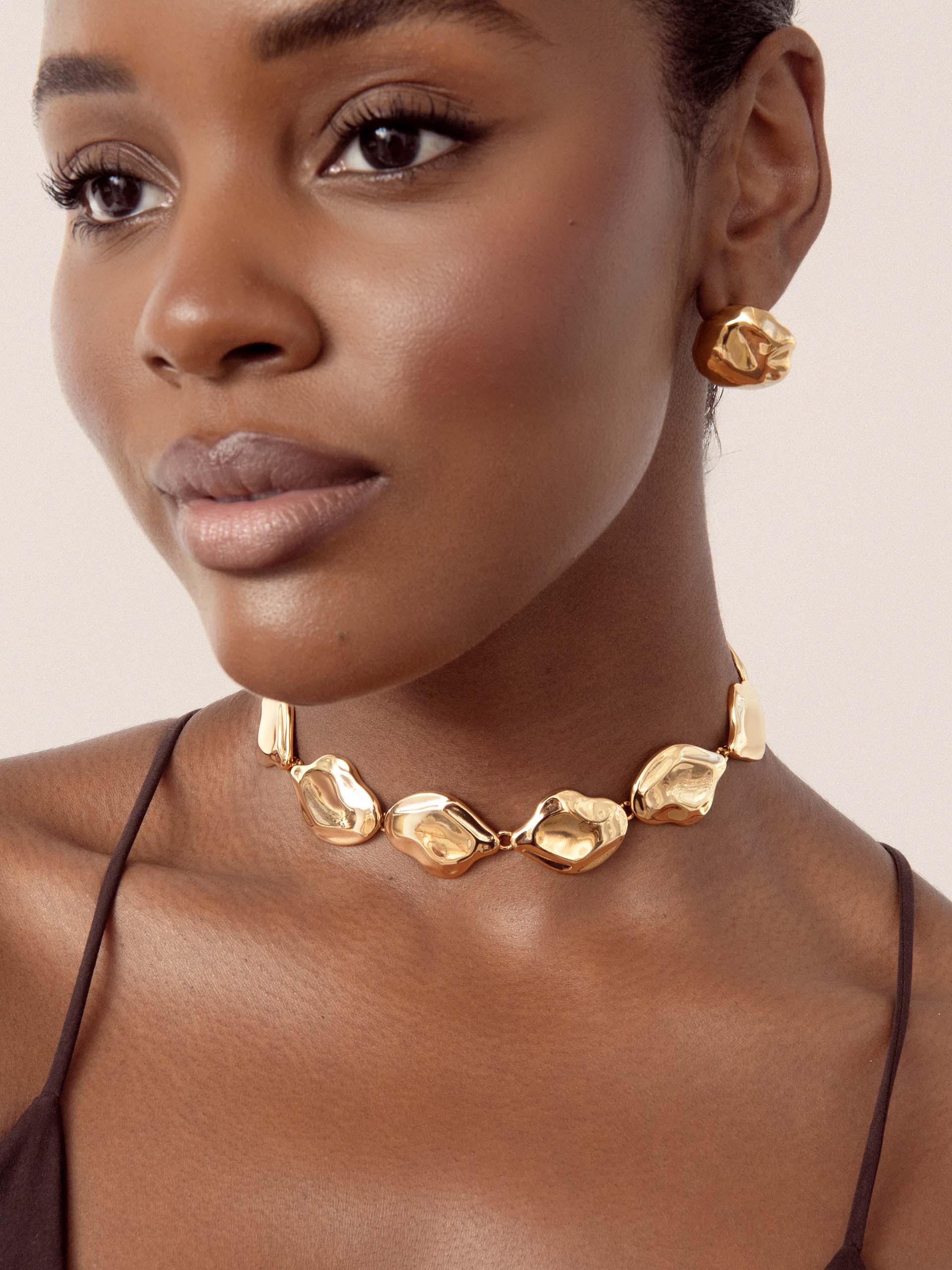 Liquid Luxe Statement Choker 18k Gold Plated model 2