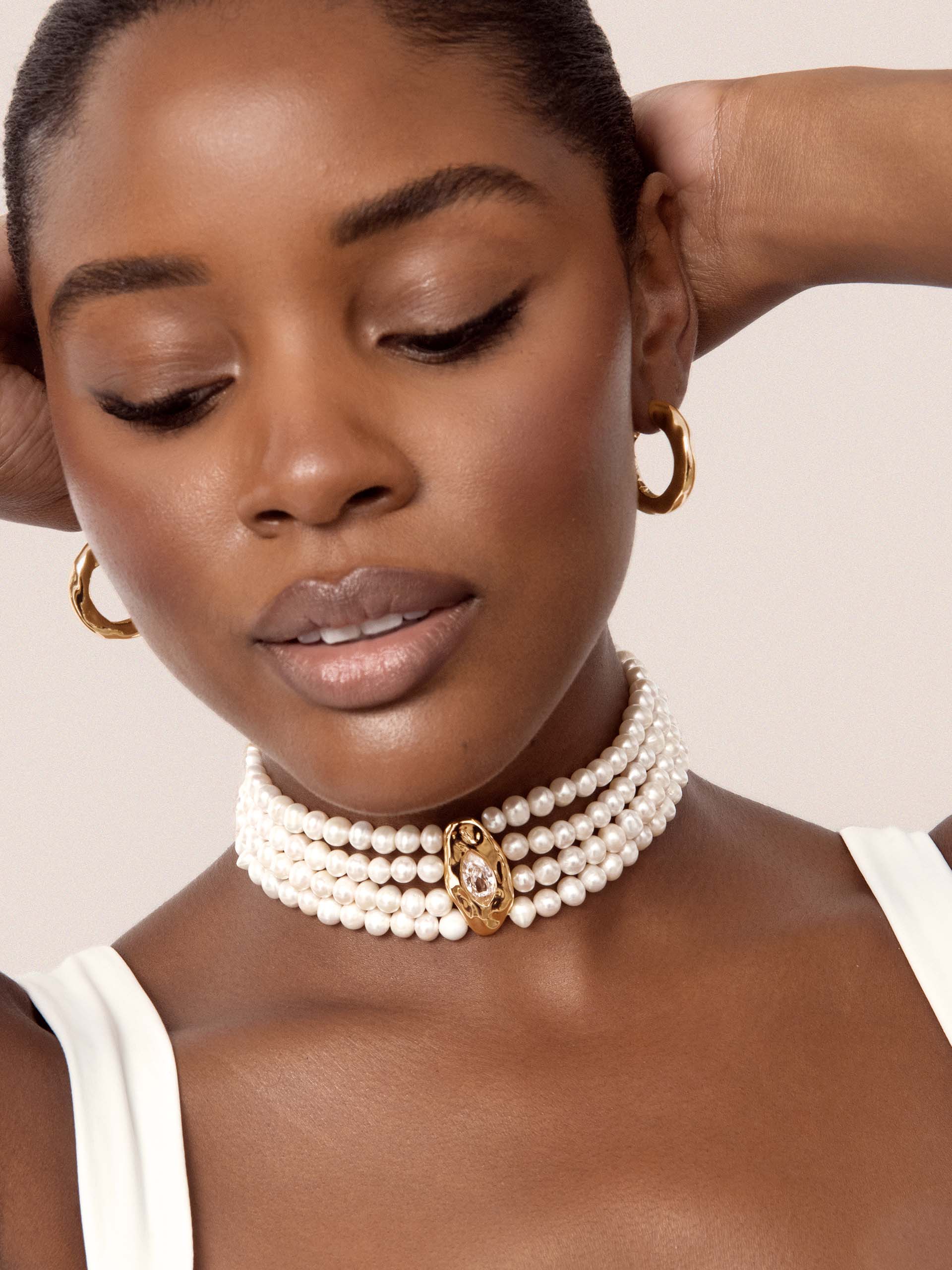 Freshwater Pearl Luxe Choker Pearl with 18k Gold Plating model 2