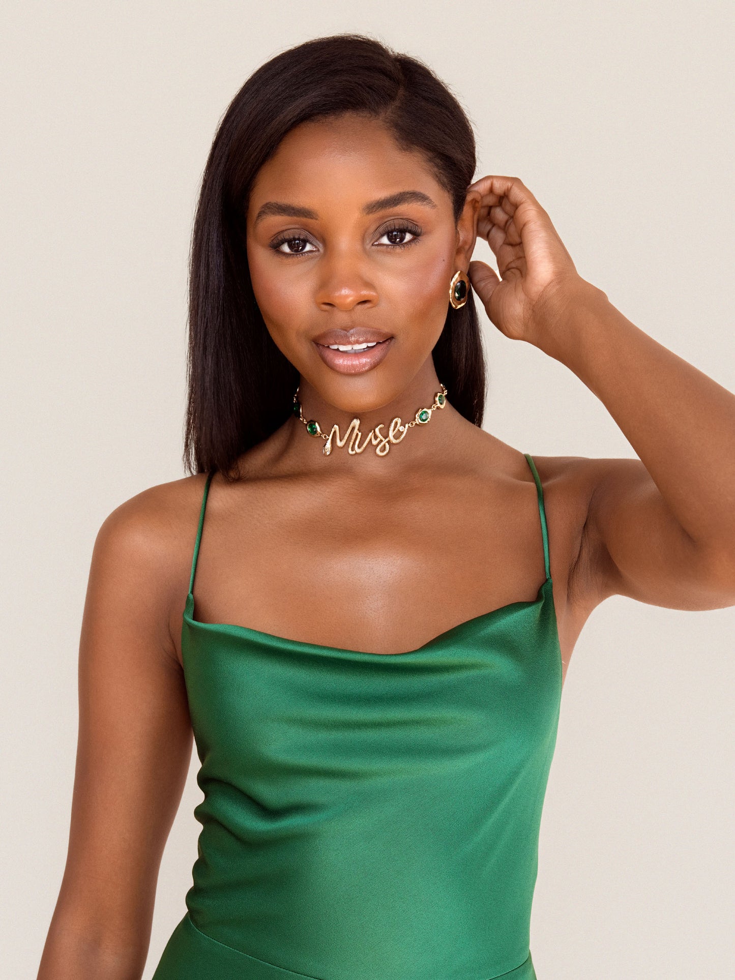 Muse Necklace Emerald Crystal with 18k Gold Plating model 4