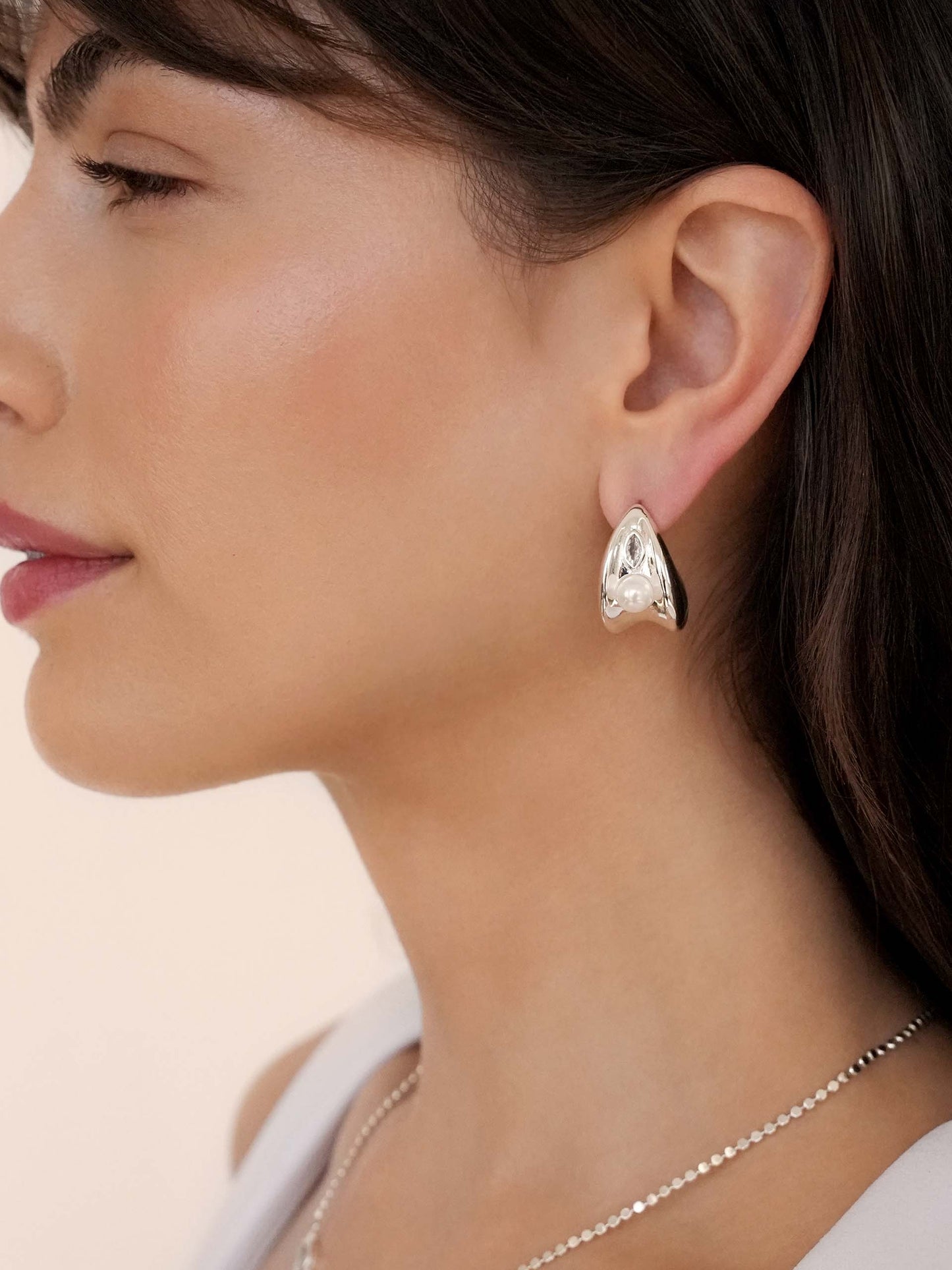 Soft Curve Earrings