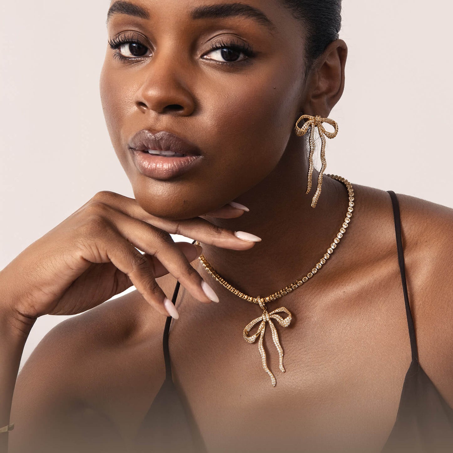 Pavé Bow  Set