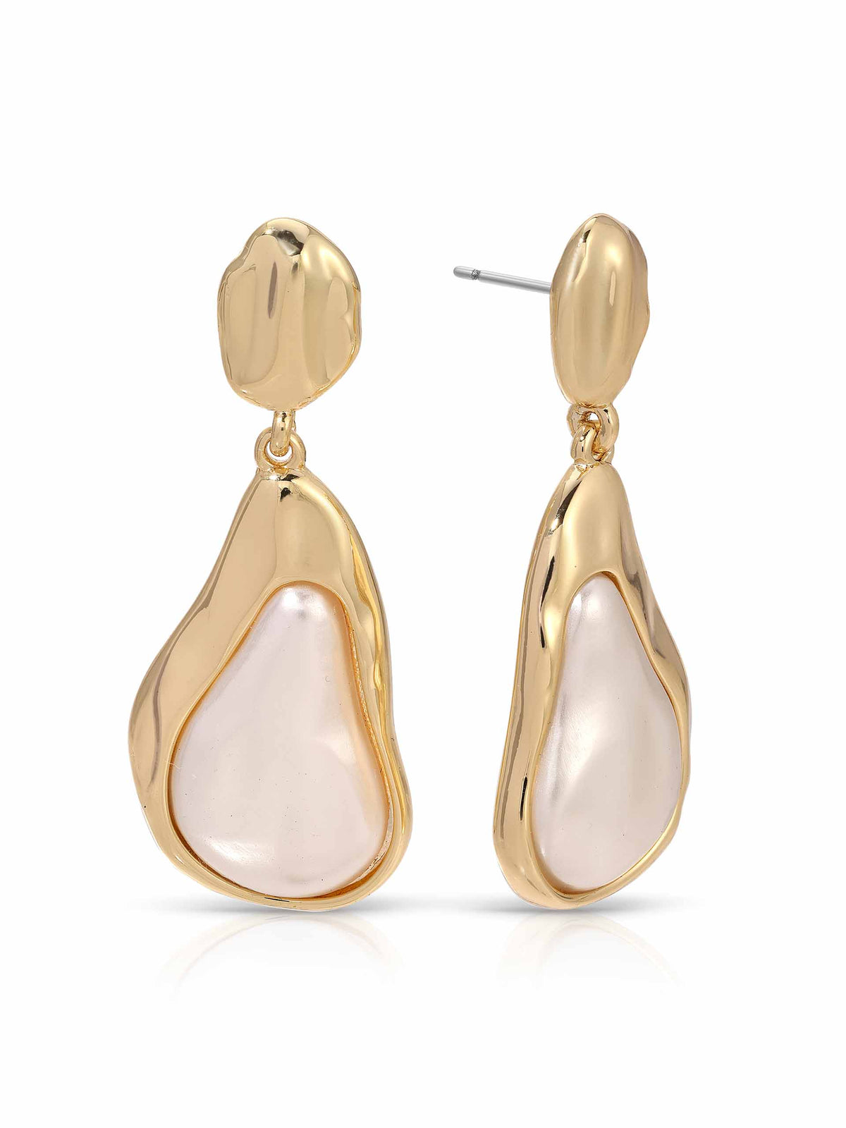 Hidden Gem Pearl Earrings