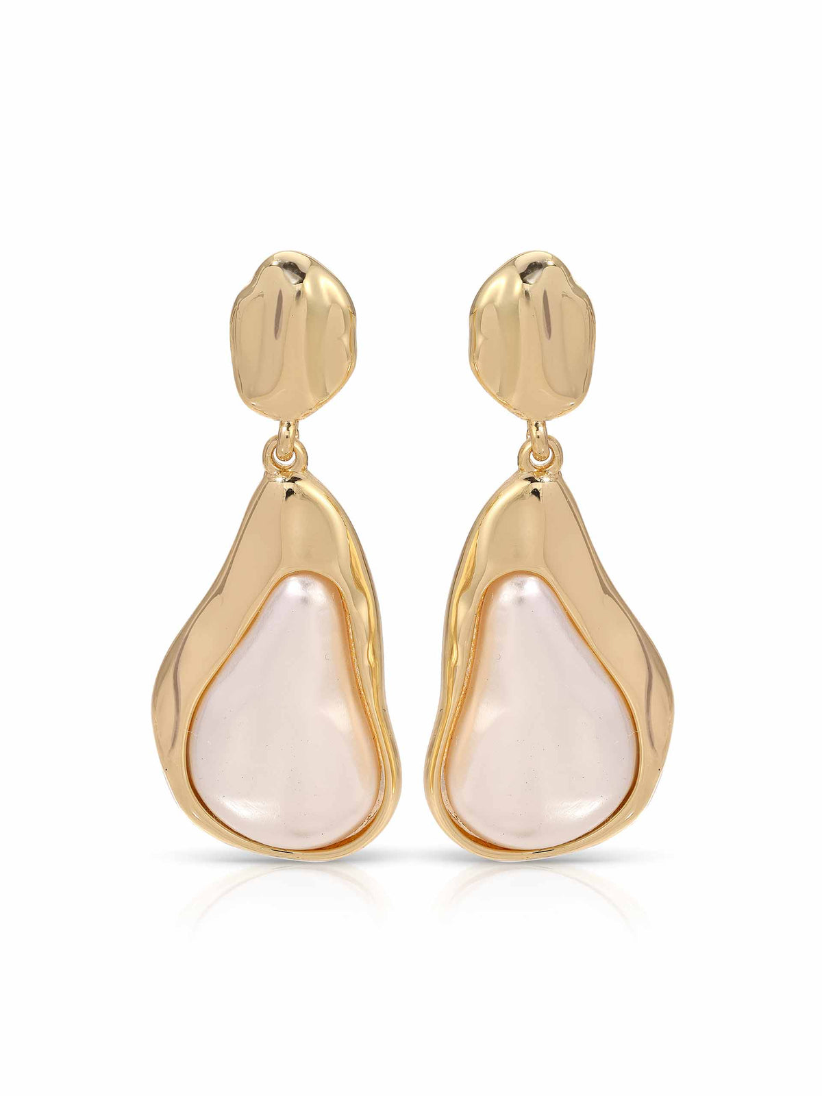Hidden Gem Pearl Earrings