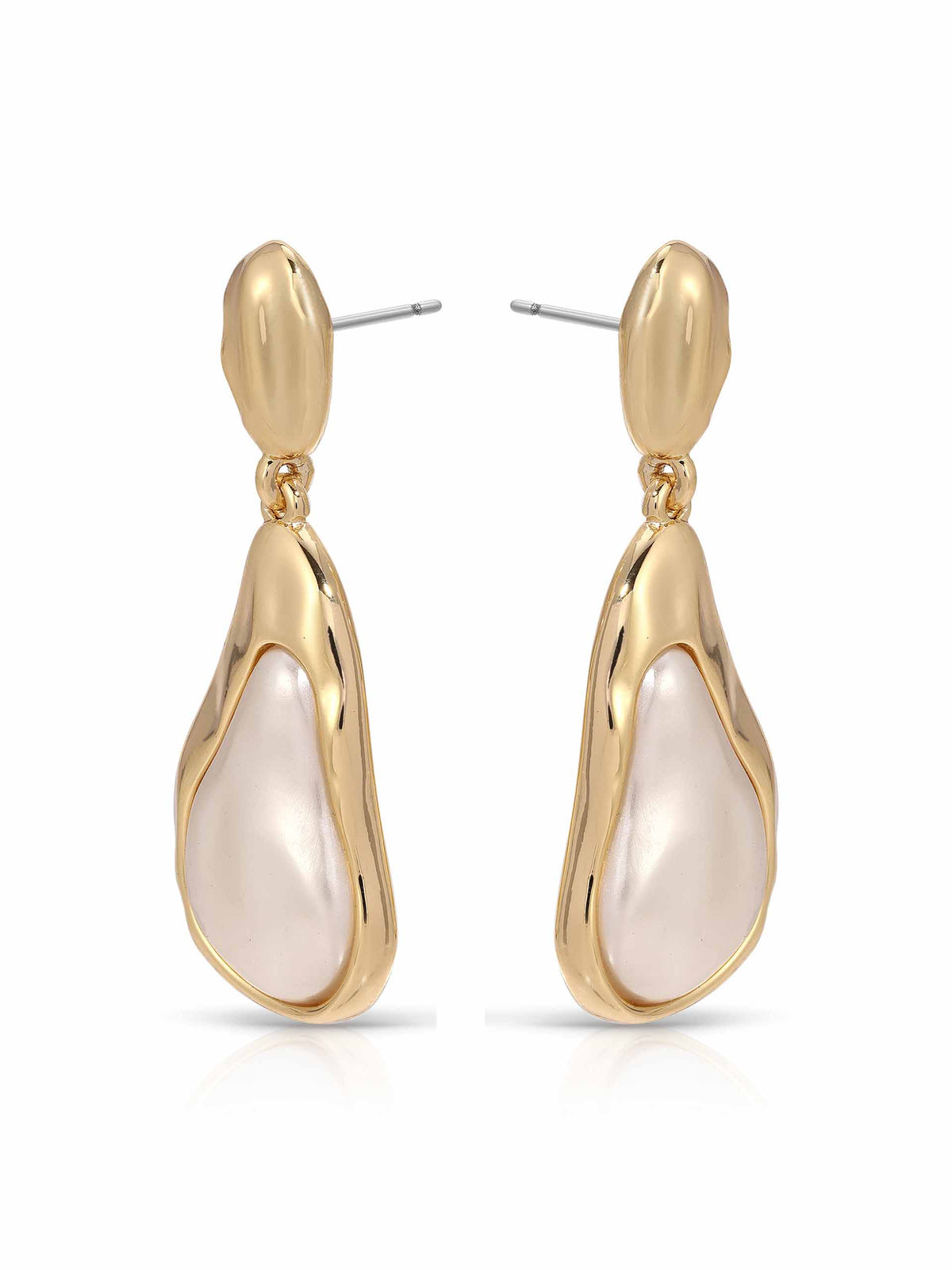 Hidden Gem Pearl Earrings