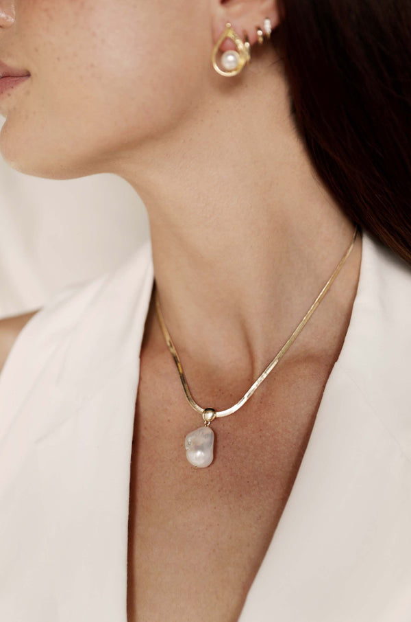 Baroque Pearl Pendant Necklace Second