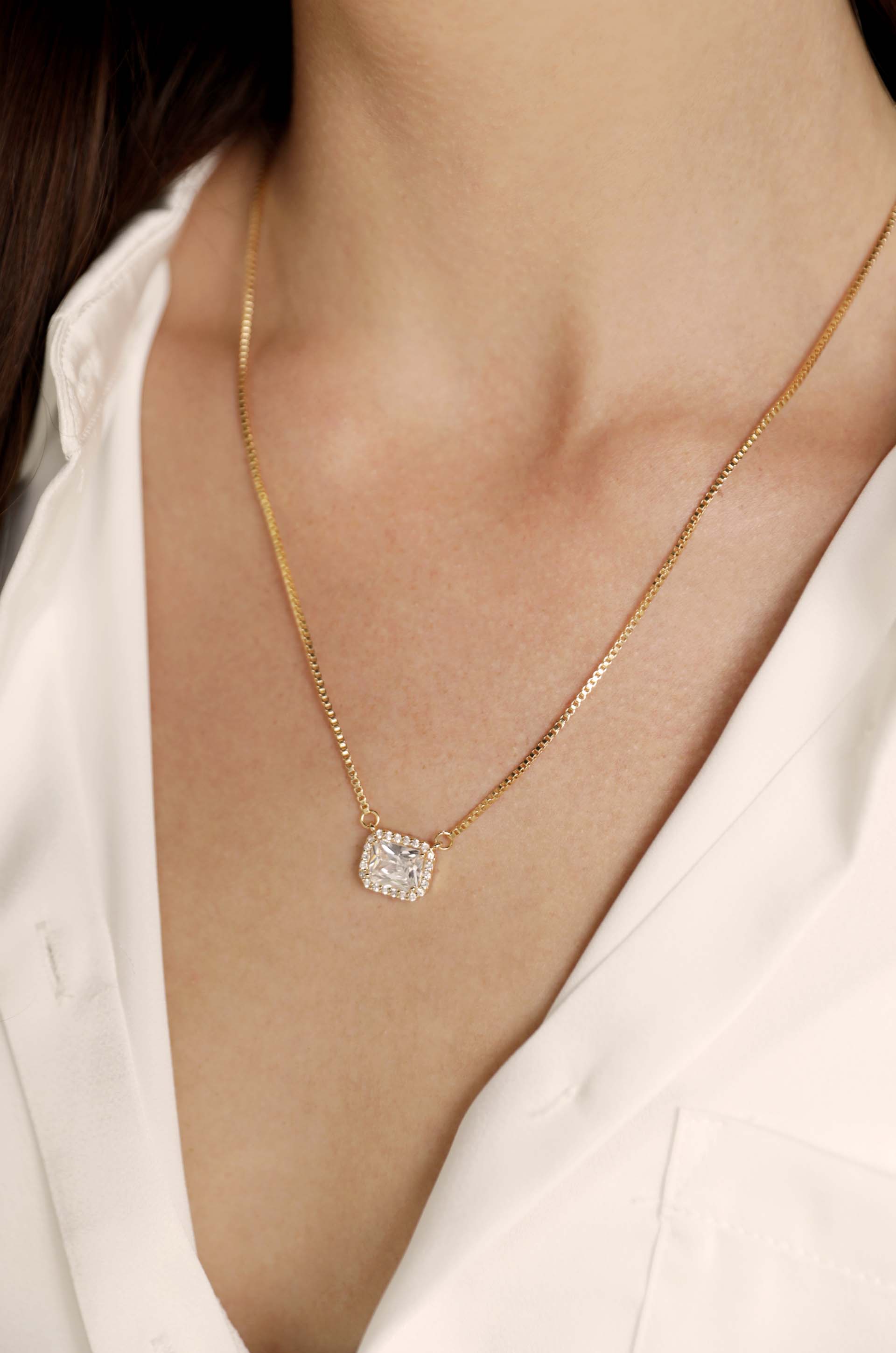 A new store day necklace