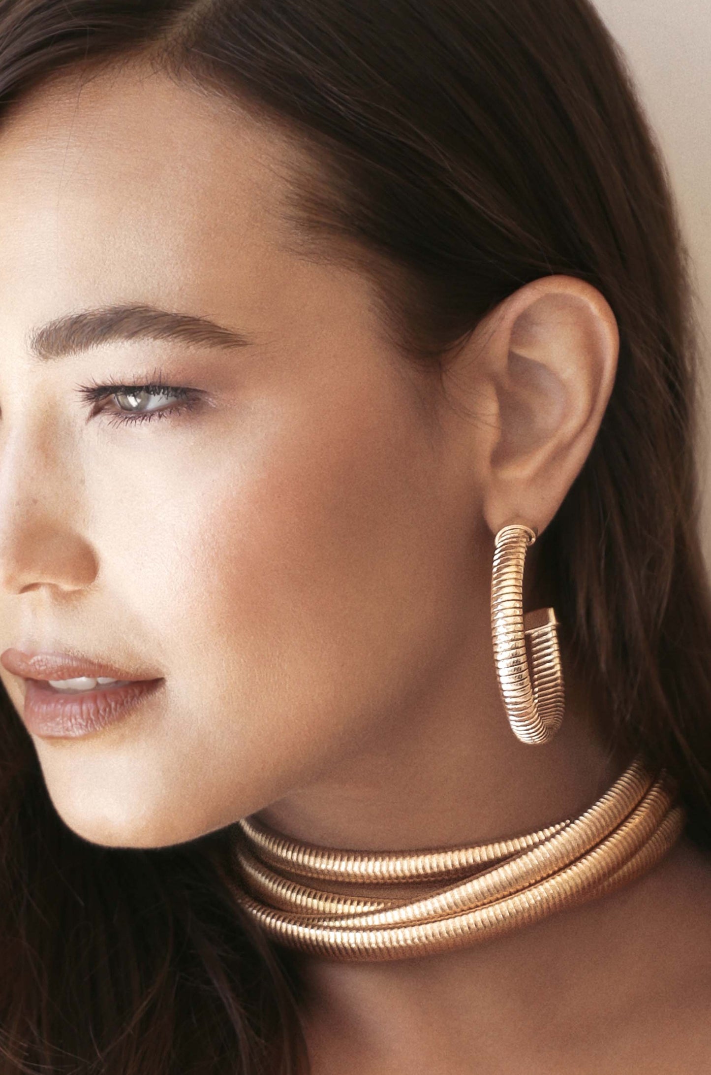 Flex Hoops in gold model