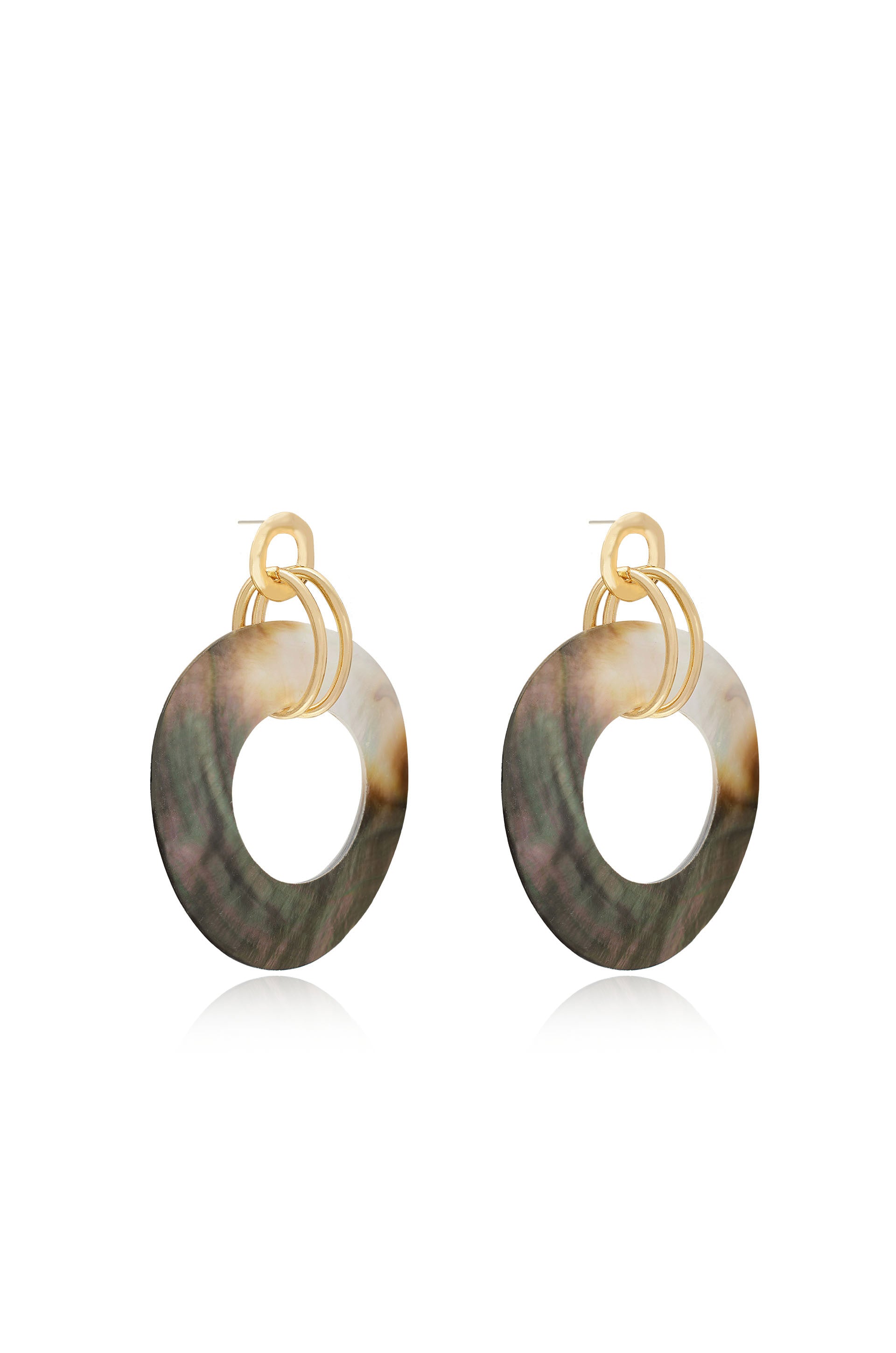 Loop Shell Dangle 18k Gold Plated Earrings side