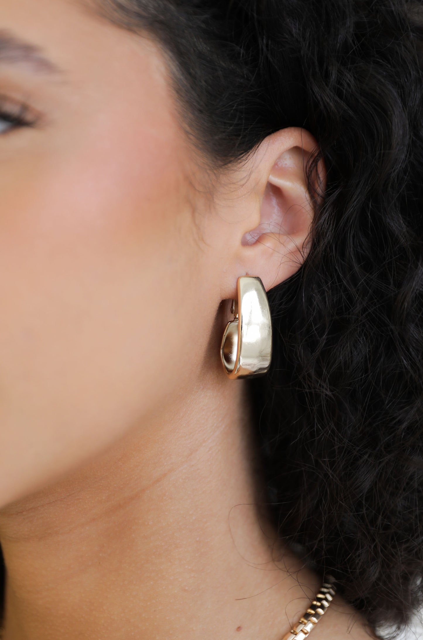 Smooth 18k Gold Plated Hoop Earrings on model