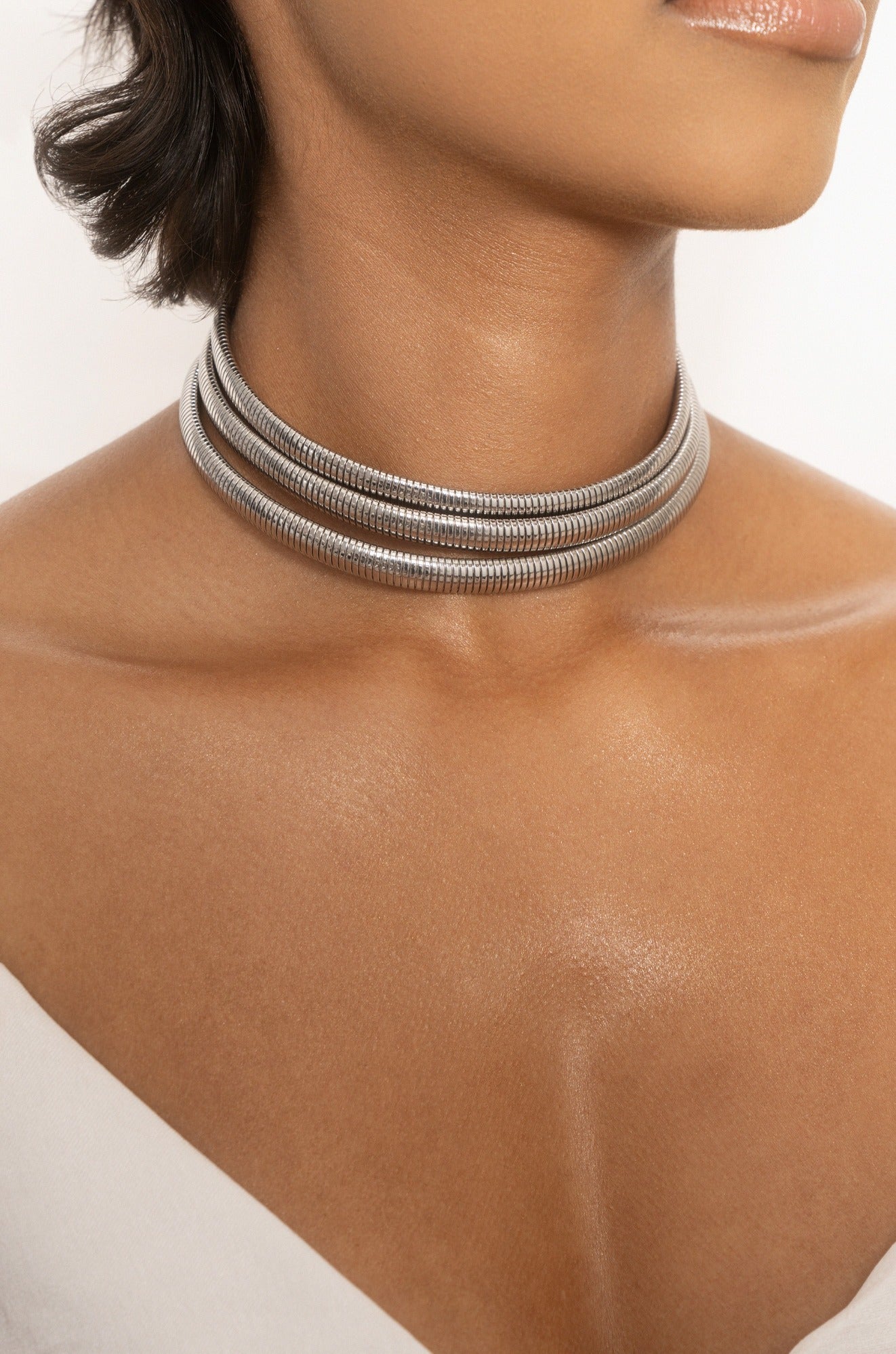 Flex Snake Chain Necklace in rhodium model 2