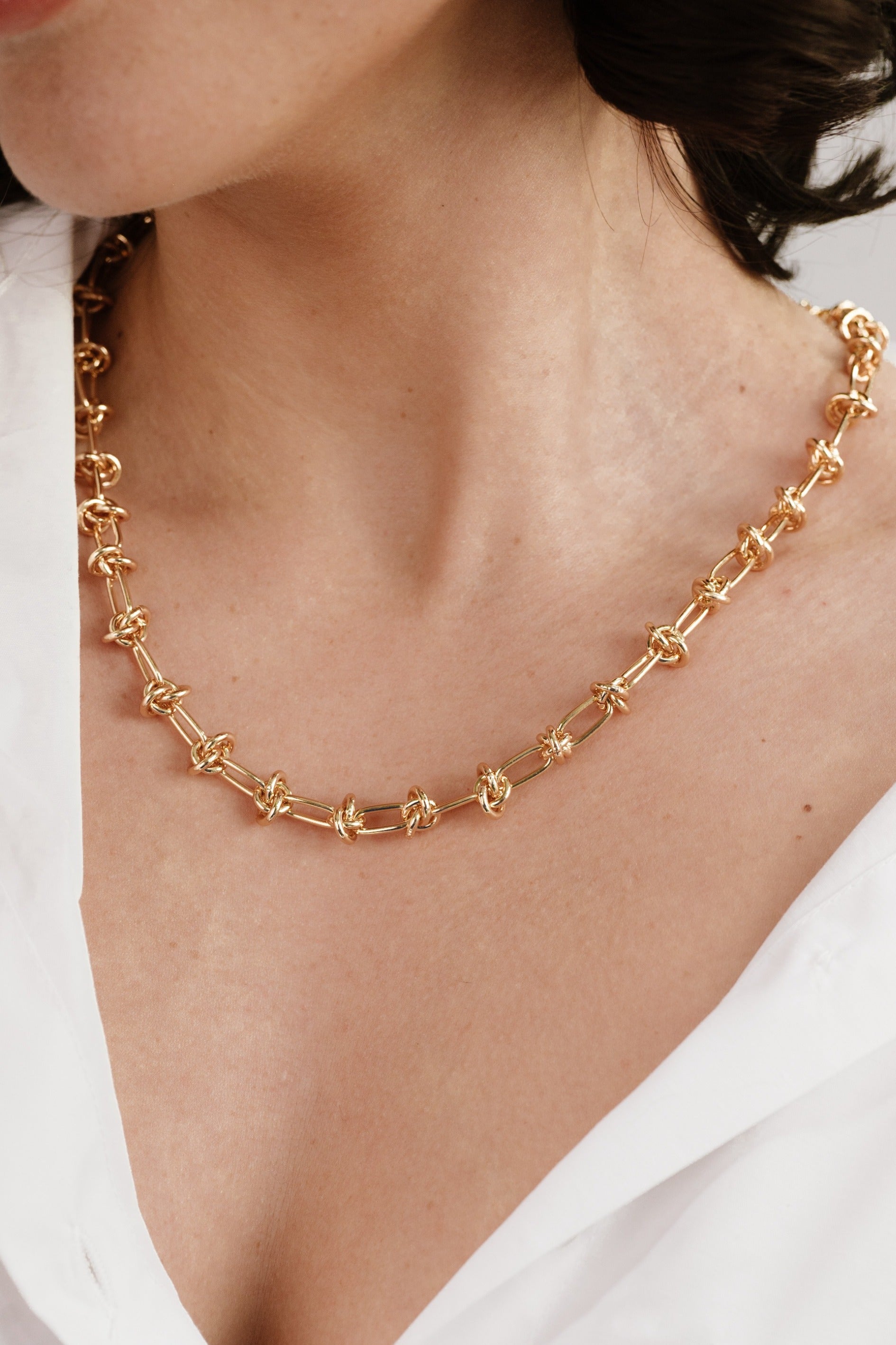 Knotted Chain Necklace on model