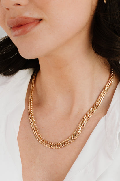 Woven 18k Gold Plated Chain Necklace on model 1