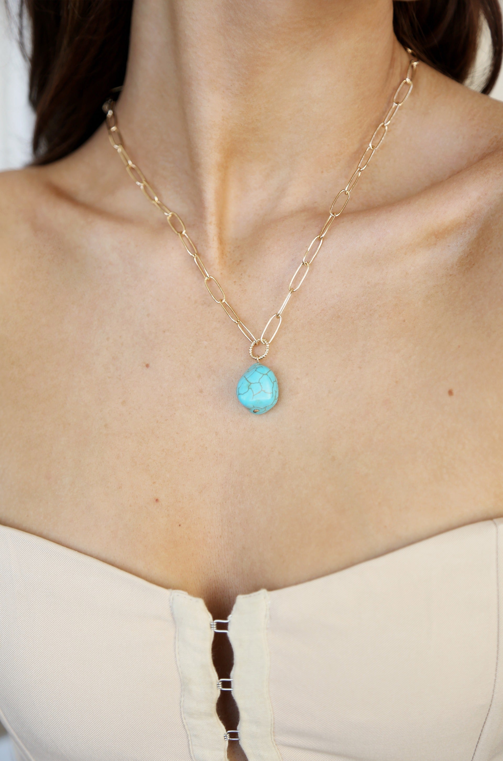 Single Pearl Open Links 18k Gold Plated Chain Necklace in turquoise on model