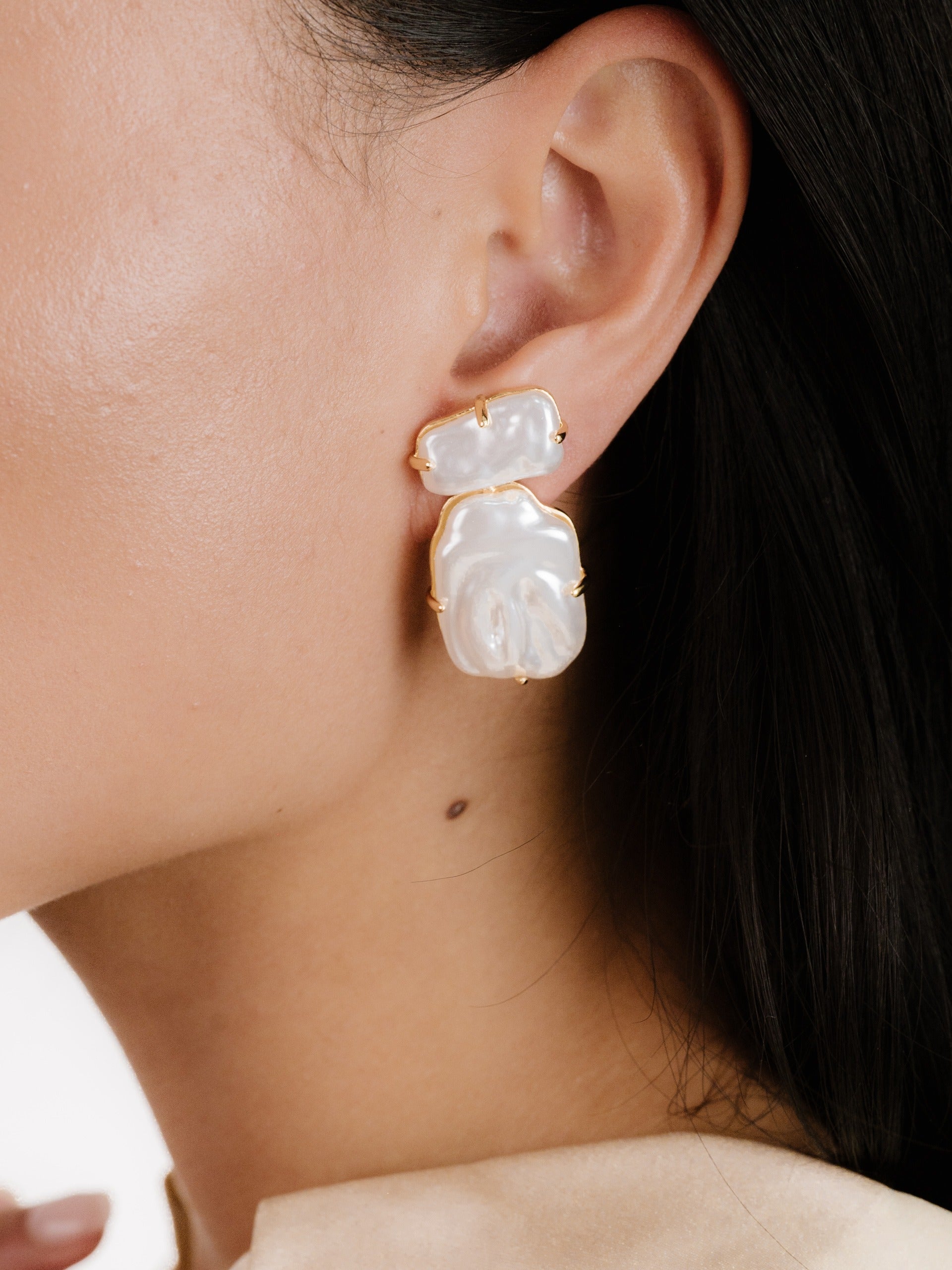 Edge of Water Double Pearl Earrings on model
