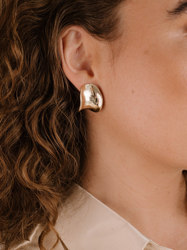 Curved Stud Earrings Second