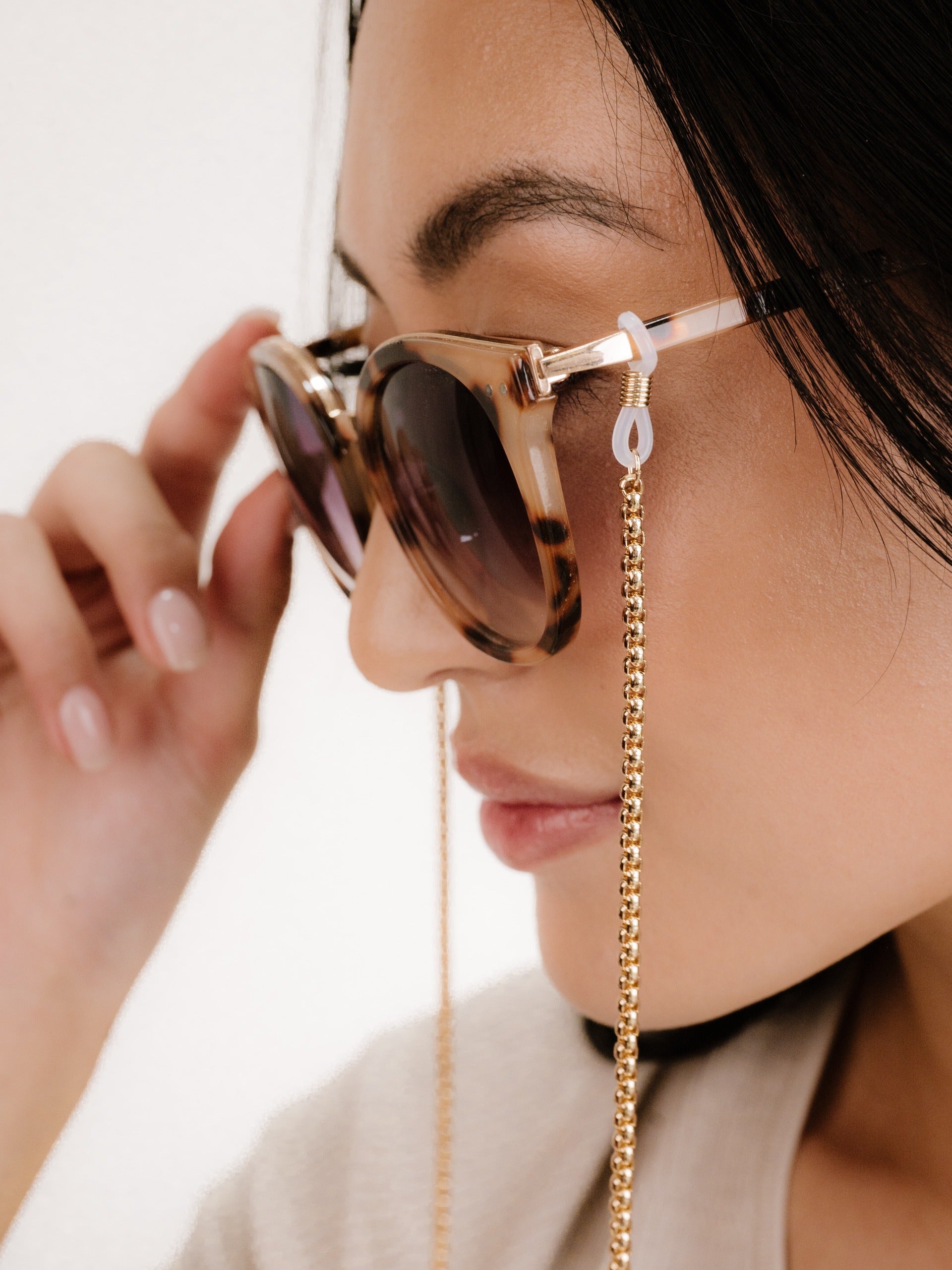 Linked Up Glasses Chain on model