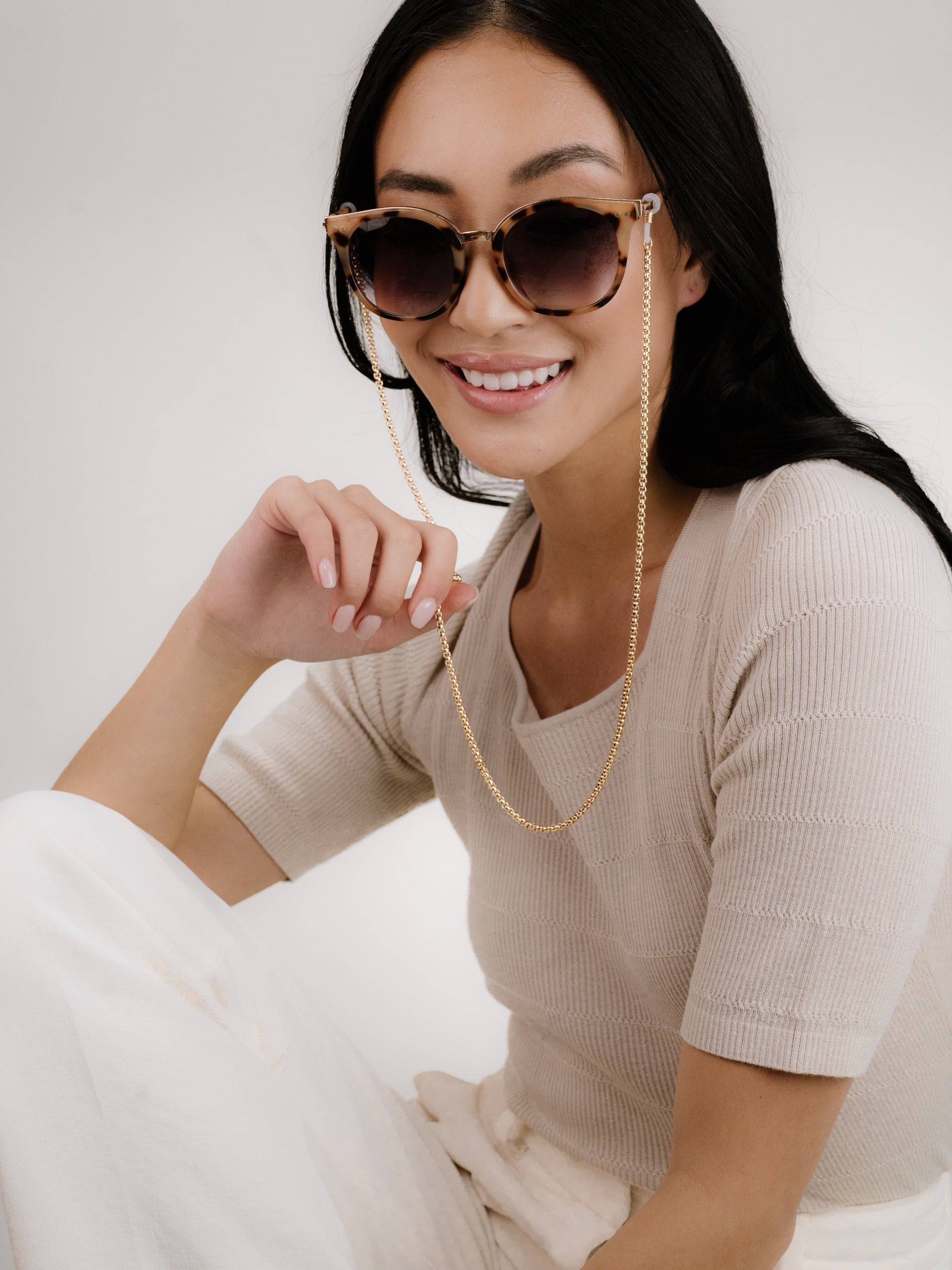 Linked Up Glasses Chain on model 4