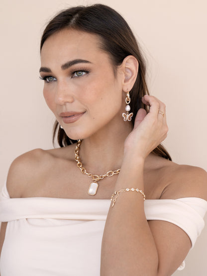 Chain Link and Mother of Pearl Pendant Necklace on model4