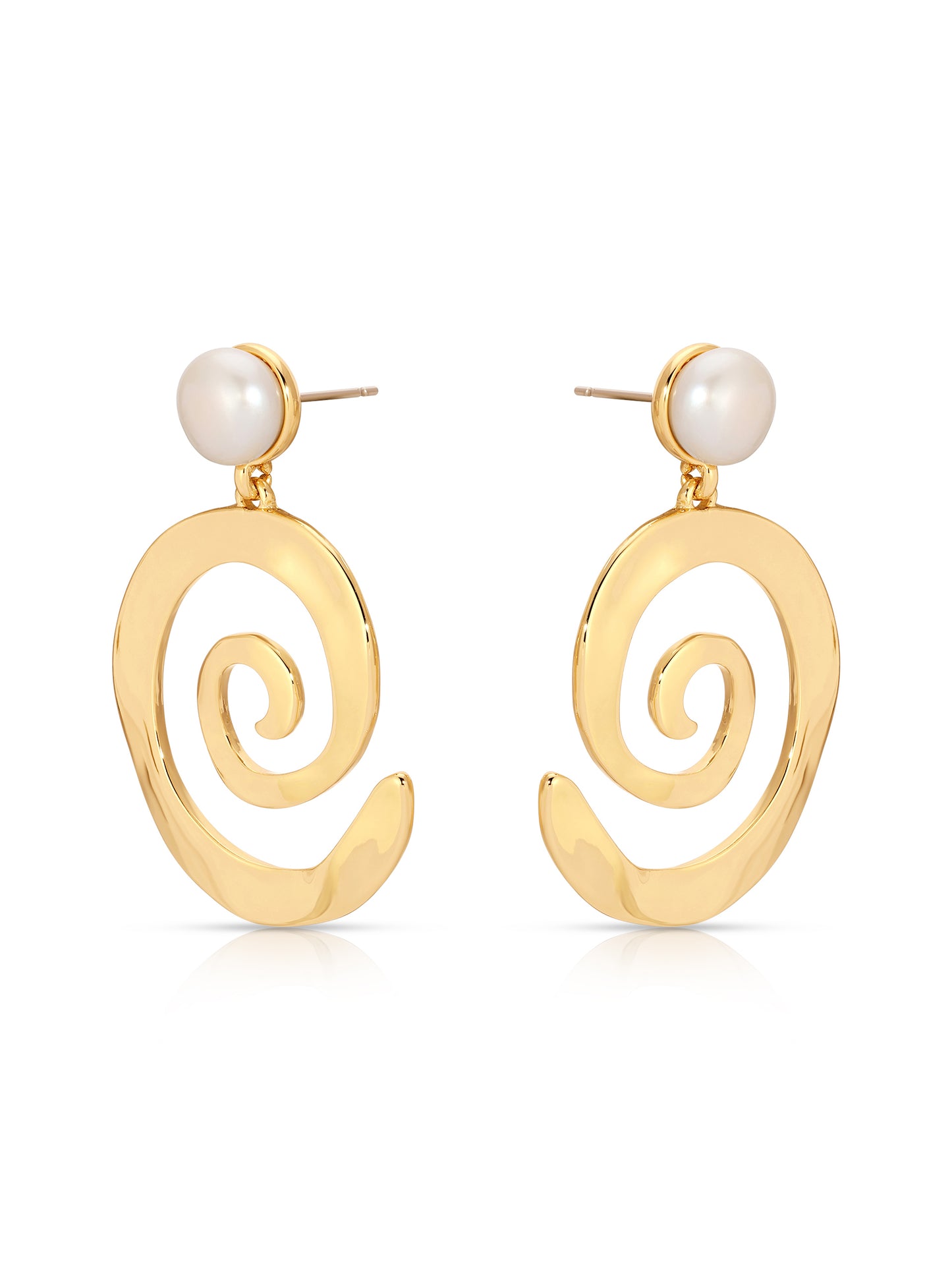 Aura Swirl Pearl Earrings side view