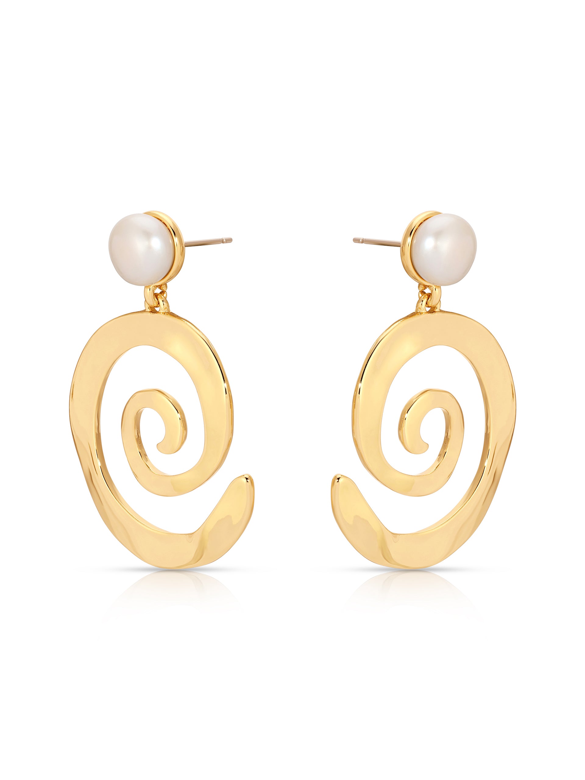 Aura Swirl Pearl Earrings side view