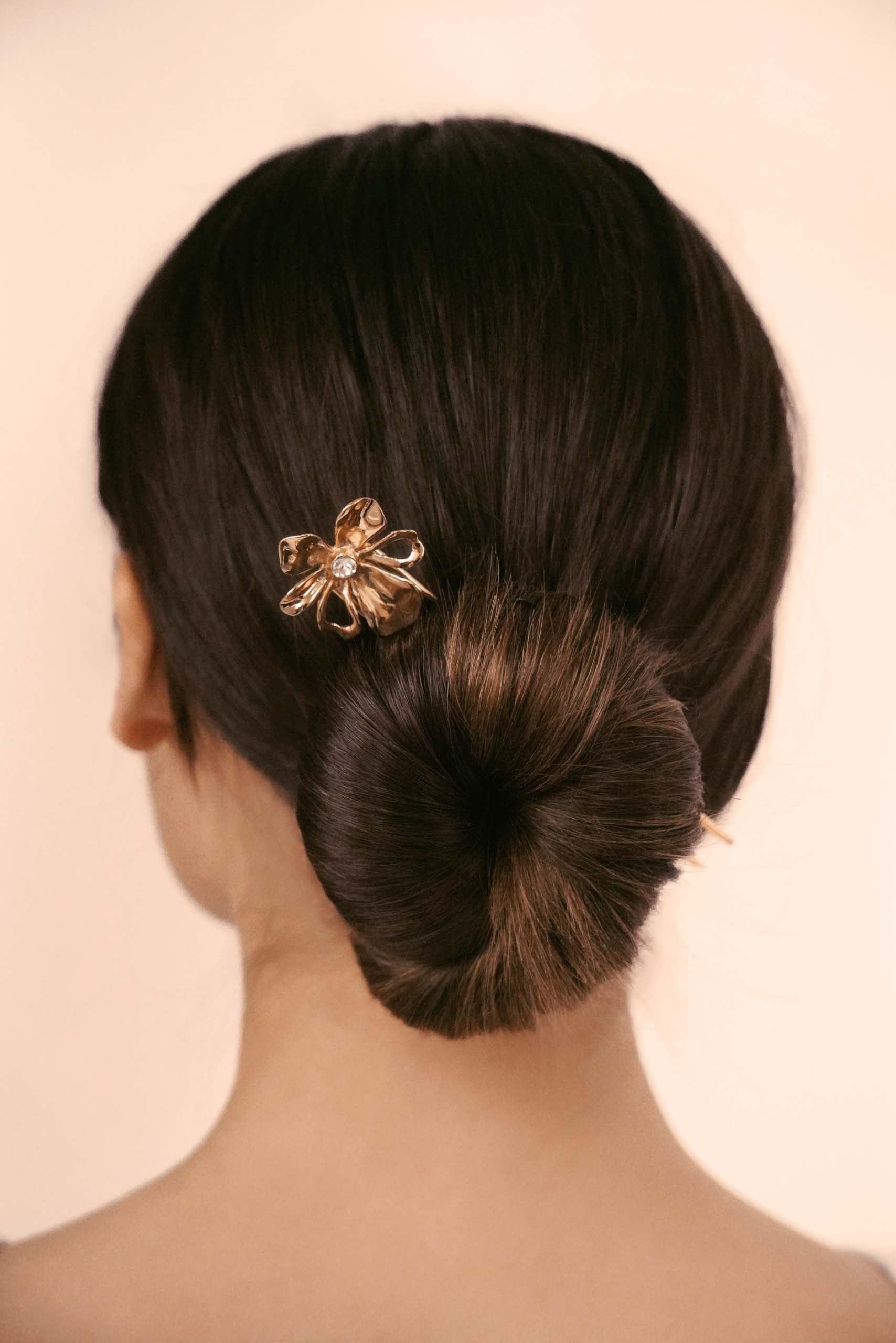 Petals Hair Pin Clear Crystal with Gold Tone model 2