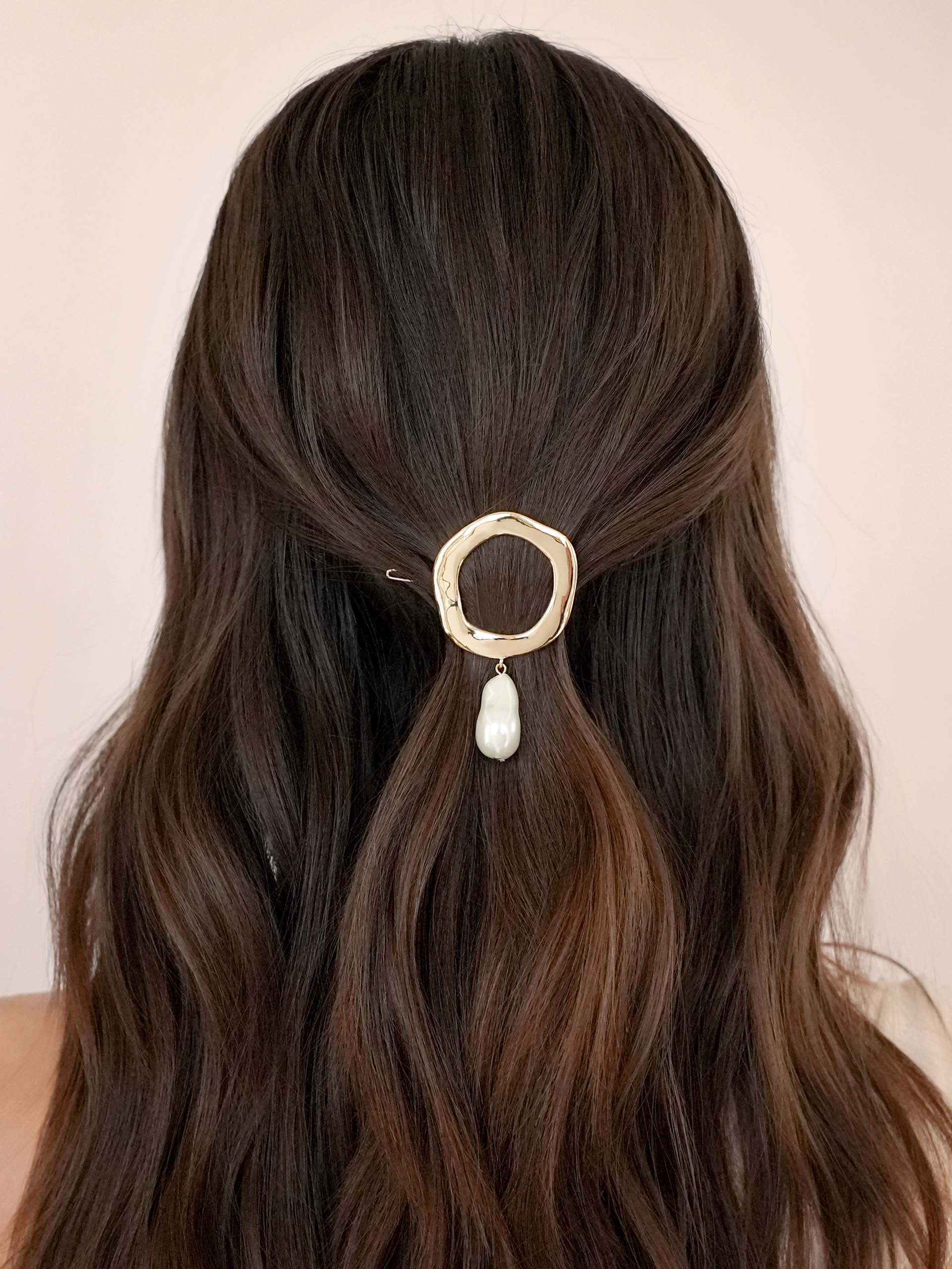 Open Circle Pearl Barrette Pearl with Gold Tone model 2