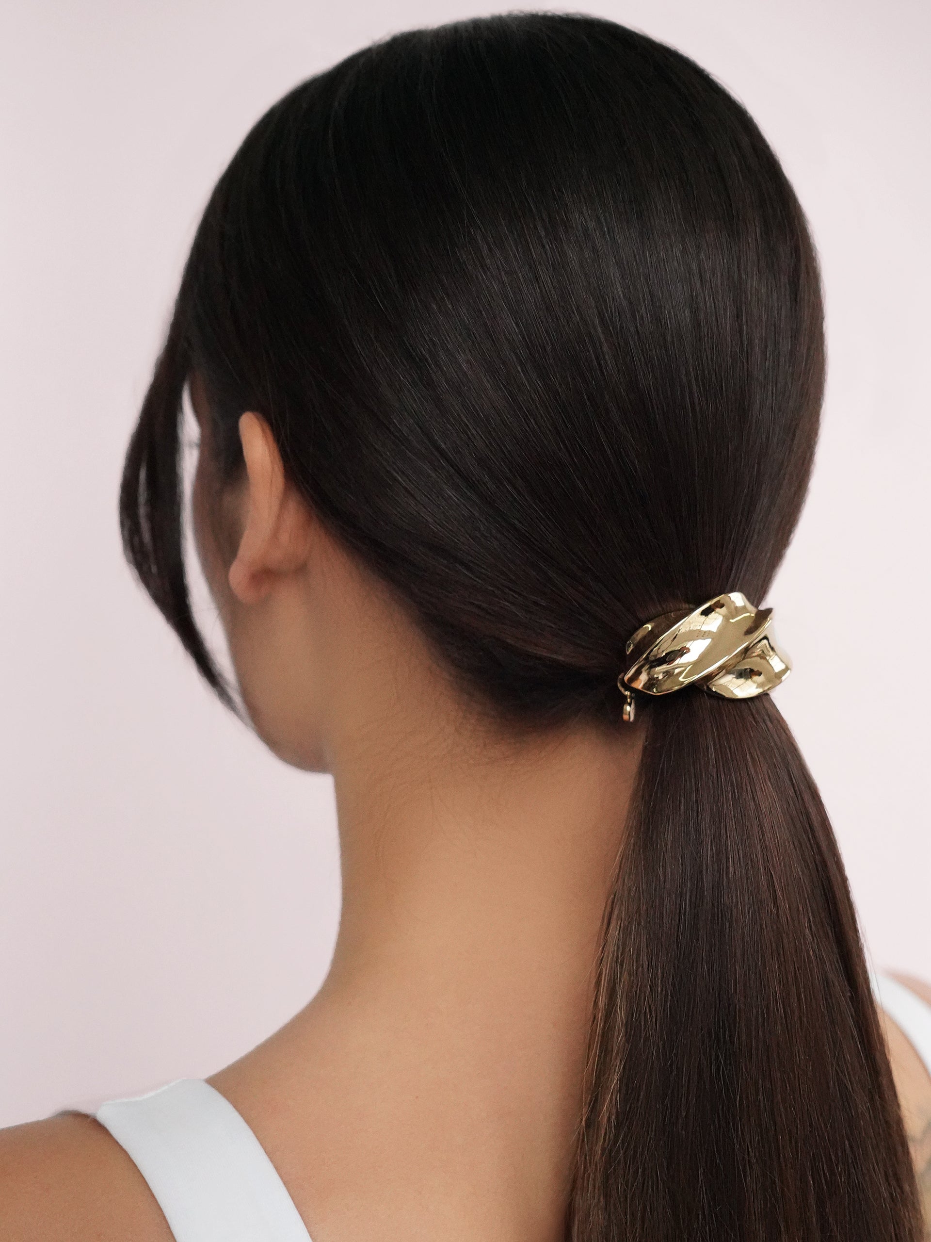 Golden Twist Hair Tie Gold Tone with Black Elastic model 2