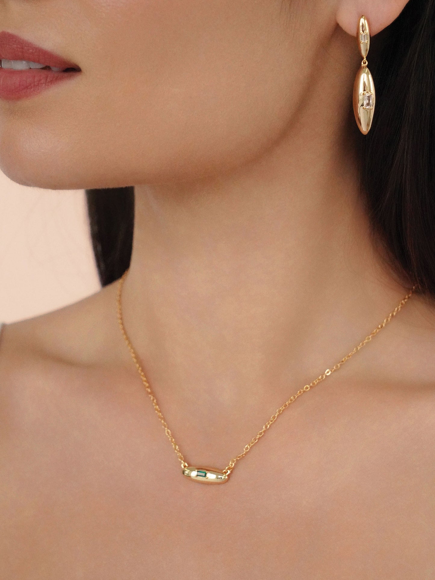Oval Dome Pendant Necklace