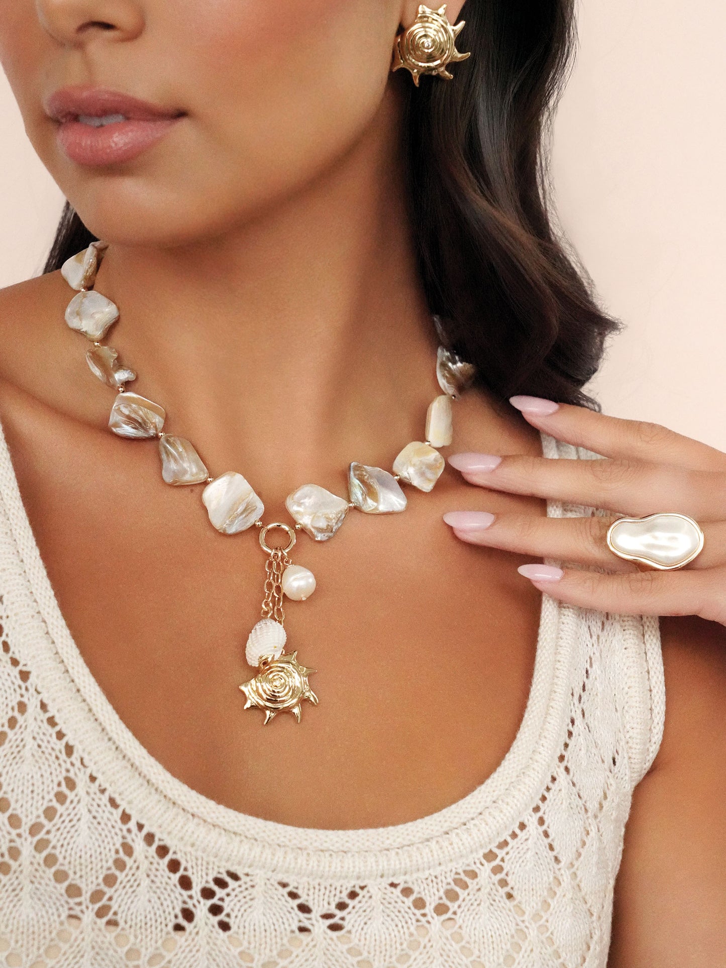 True Shell Necklace