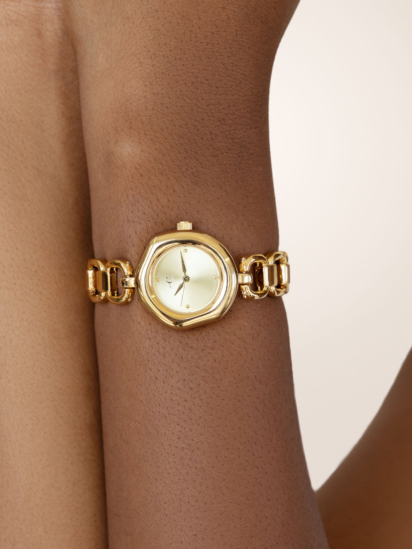 Open Circle Bracelet Watch in Gold