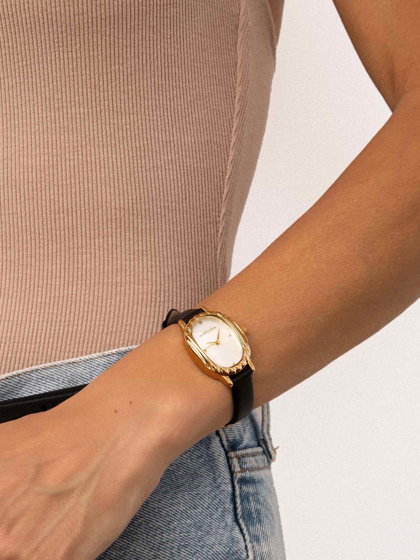 Timeless Texture Black Leather Watch with 24K Gold Plating 6