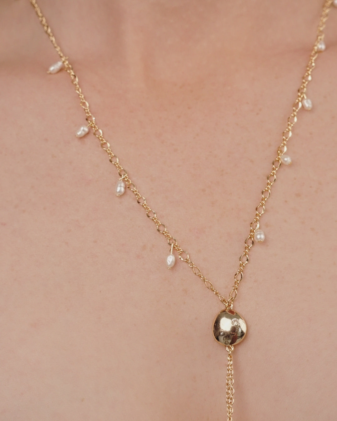 Pebble and Freshwater Pearl Lariat Necklace on model in video