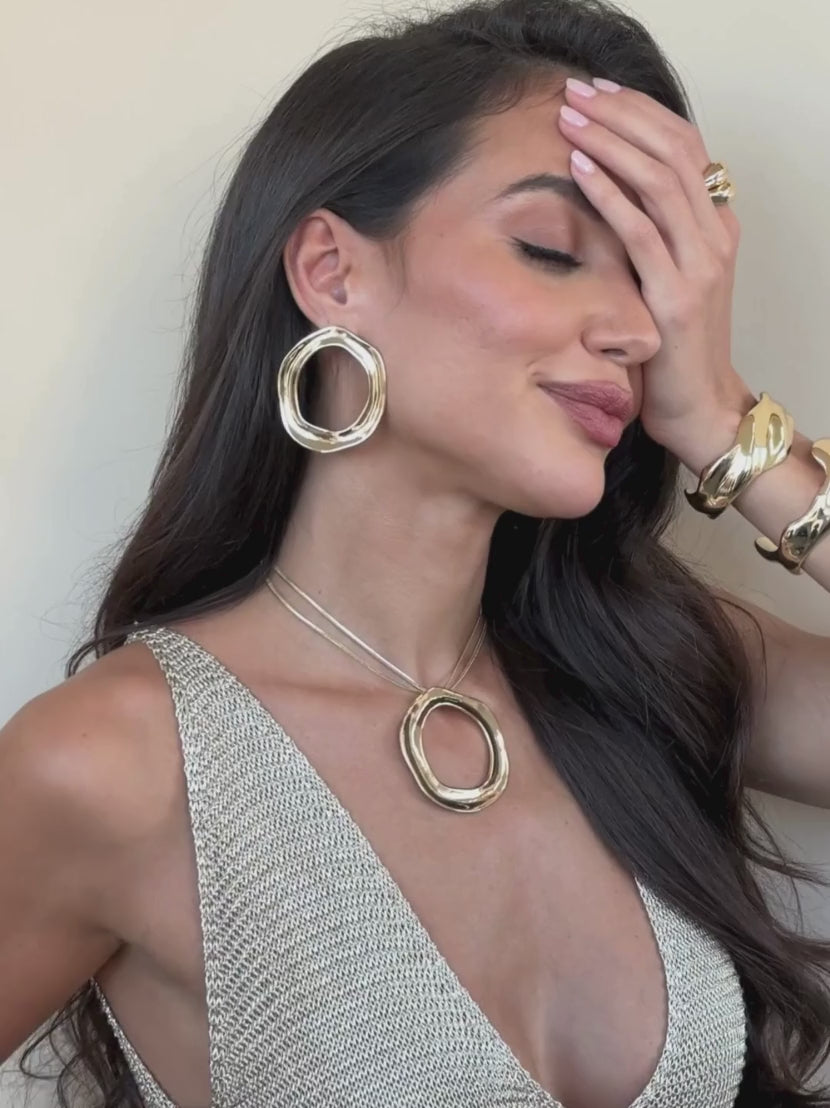 18k Gold Plated open circle necklace video with model
