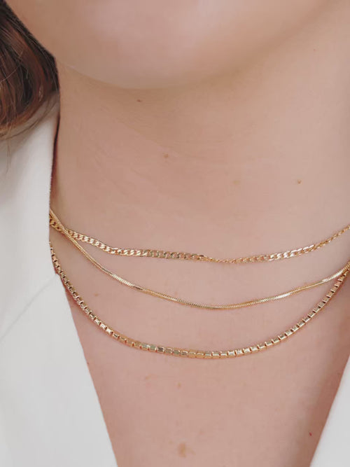 Minimal Layers Crystal Necklace video