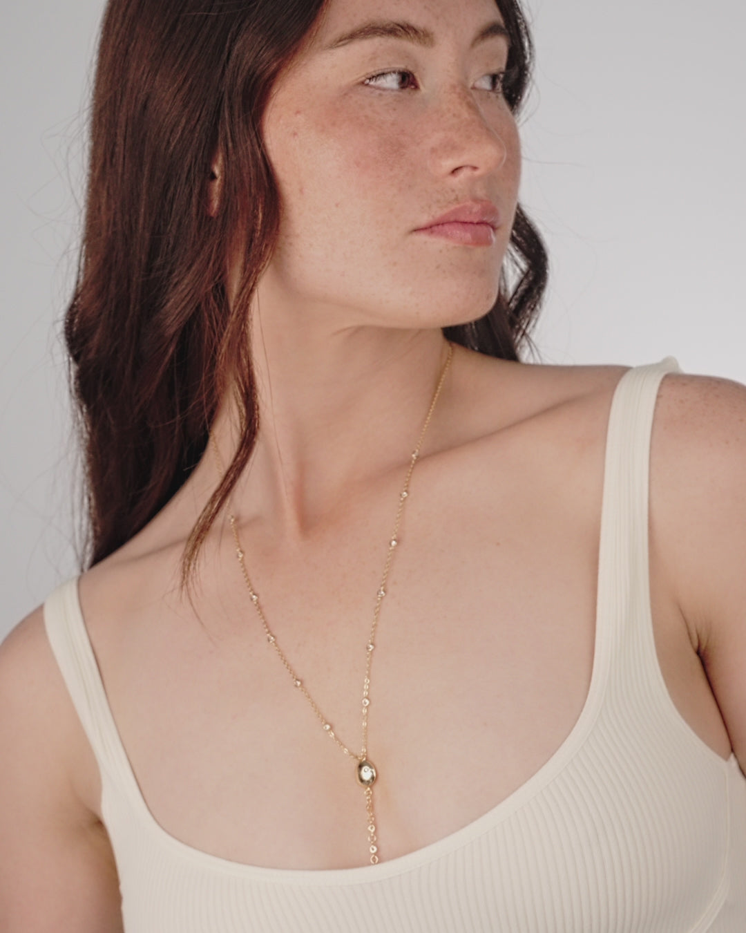 Polished Pebble Crystal Chain Lariat in video
