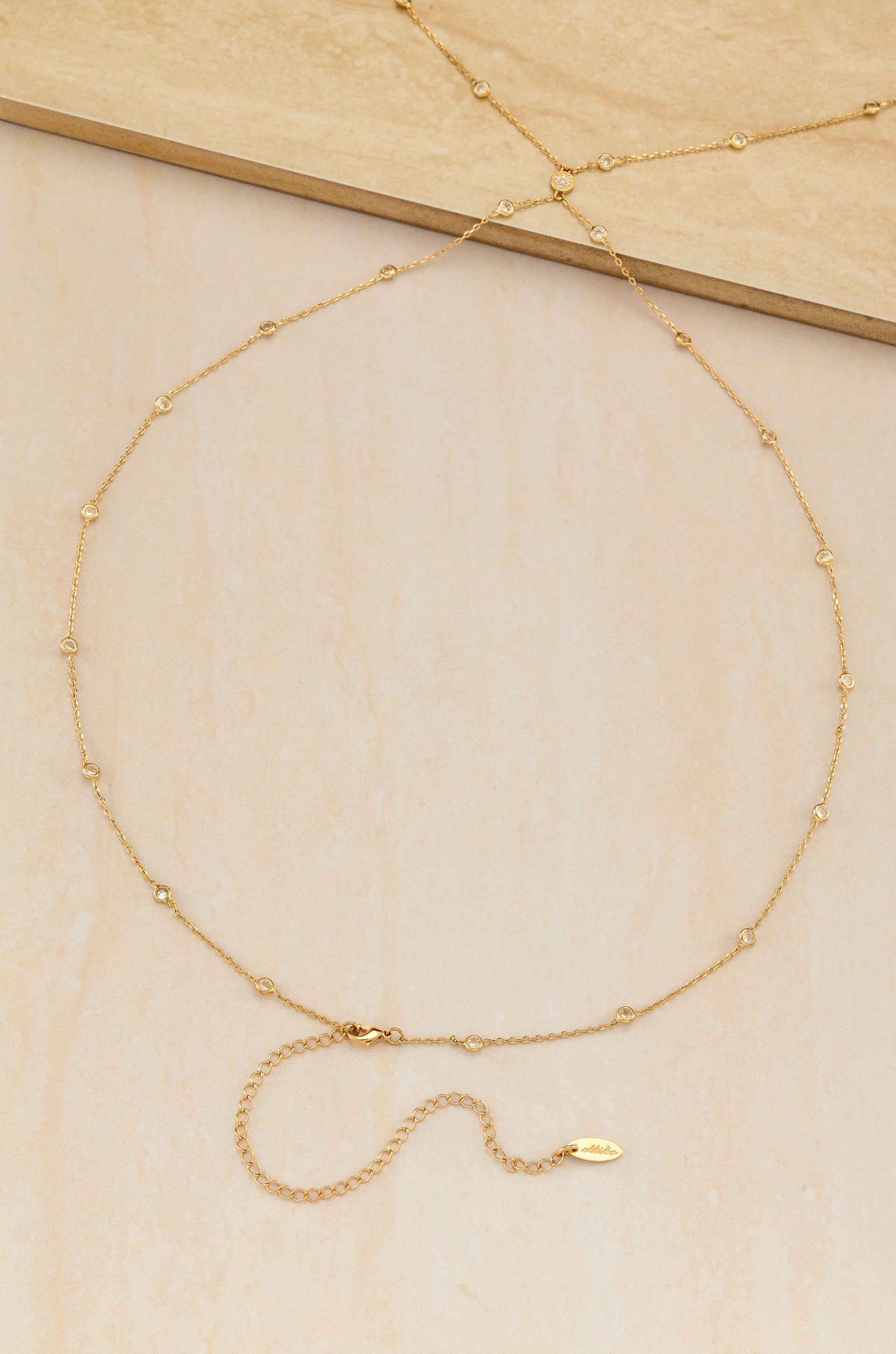 Simple Crystal X Body Chain slate