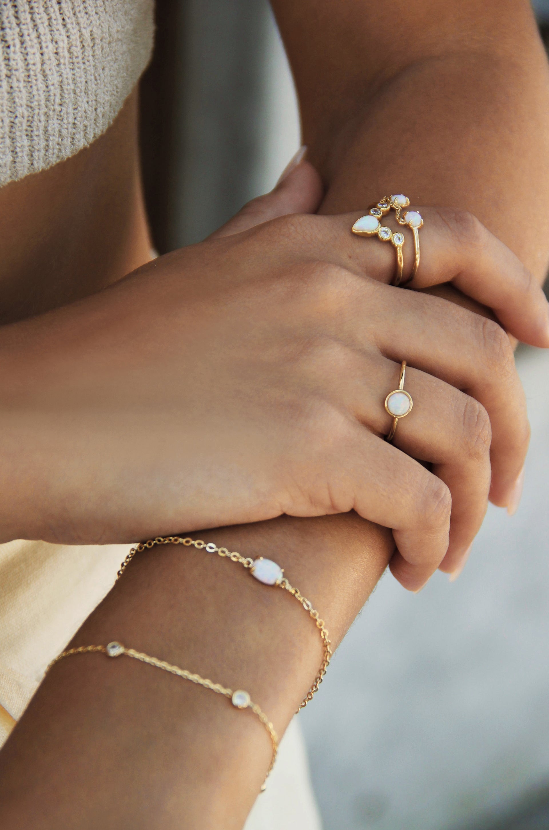 Dainty Daisy Flower Bracelet for Women, Gift for Mom – Fabulous Creations  Jewelry