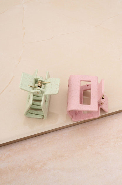 Barefoot Meadow Hair Claw Set on slate