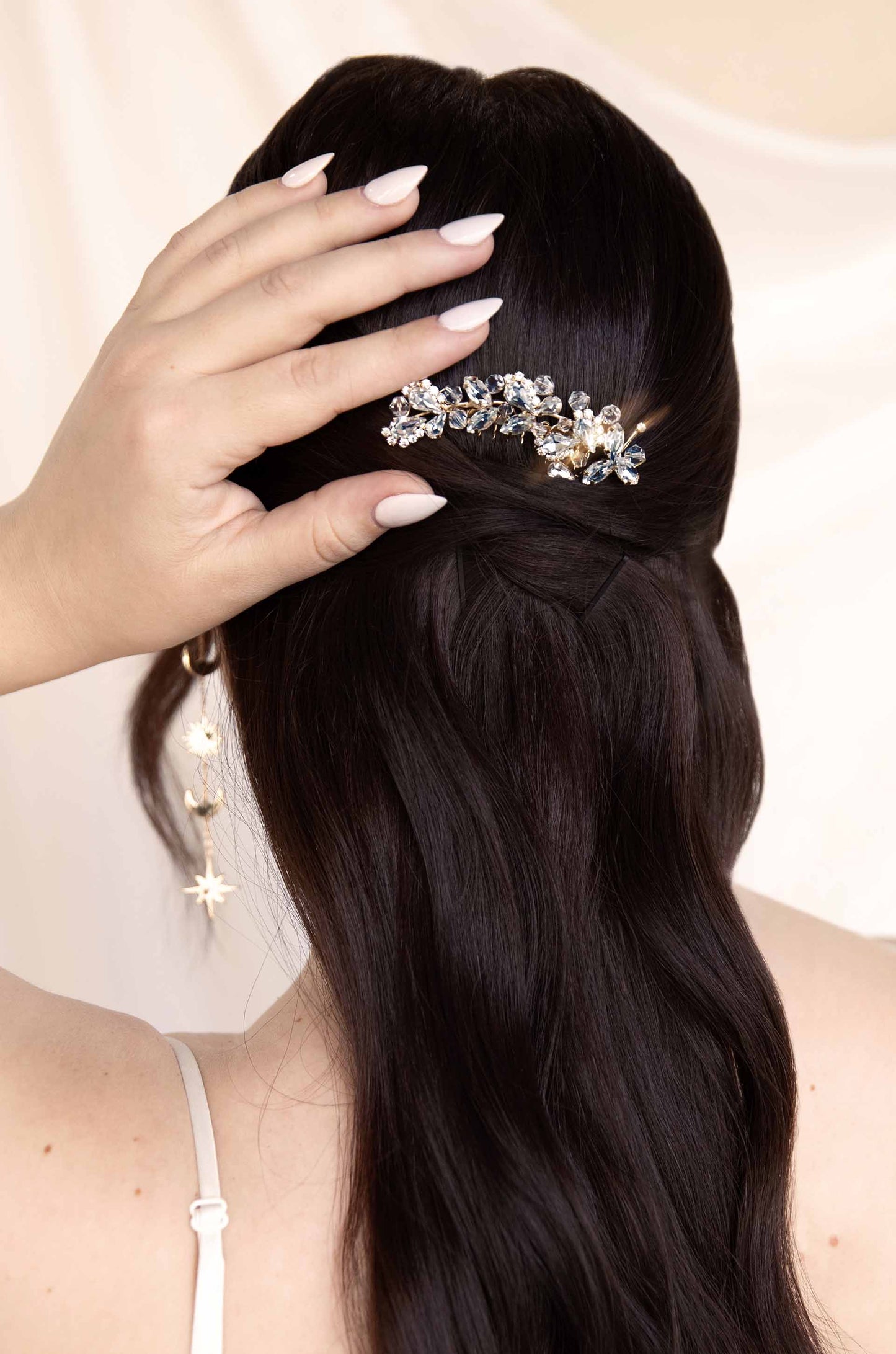 Ethereal Pearl Leaf Hair Comb on a model
