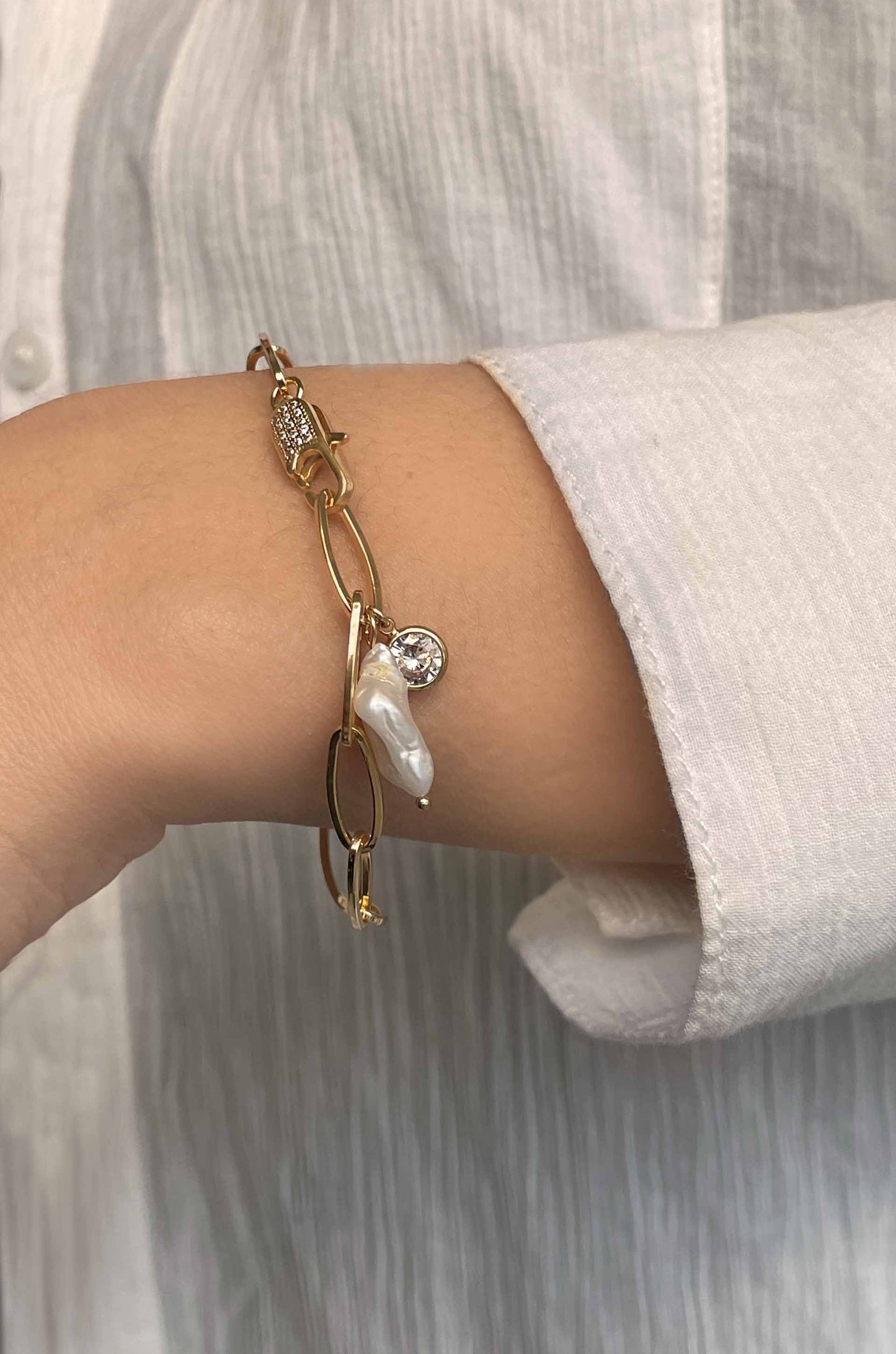 Ocean Secrets Pearl Charm 18k Gold Plated Chain Link Bracelet on a model